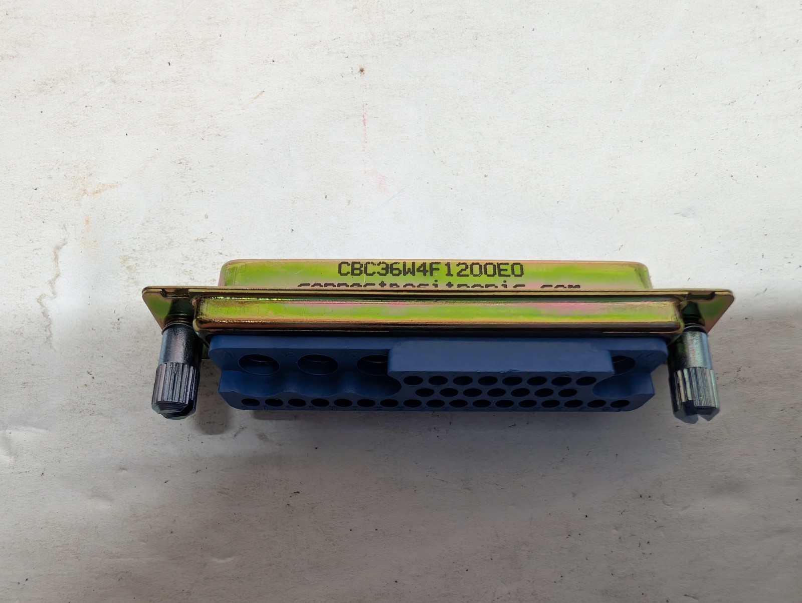 Positronic CBC36W4F1200E0 Female Combo-D 36W4 D-Sub Connector 36 Pin Housing NOS
