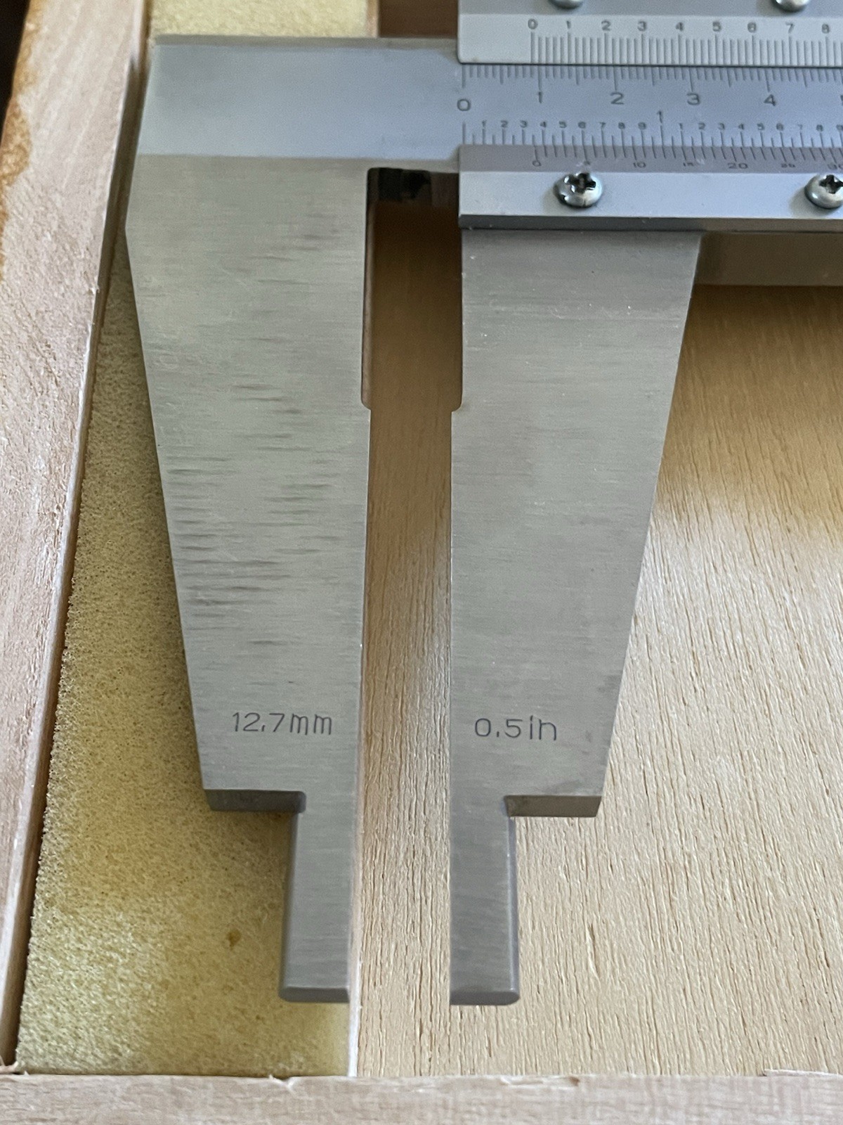 18″ /12.7mm /0.5in Heavy Duty Chrome Finished Vernier Caliper