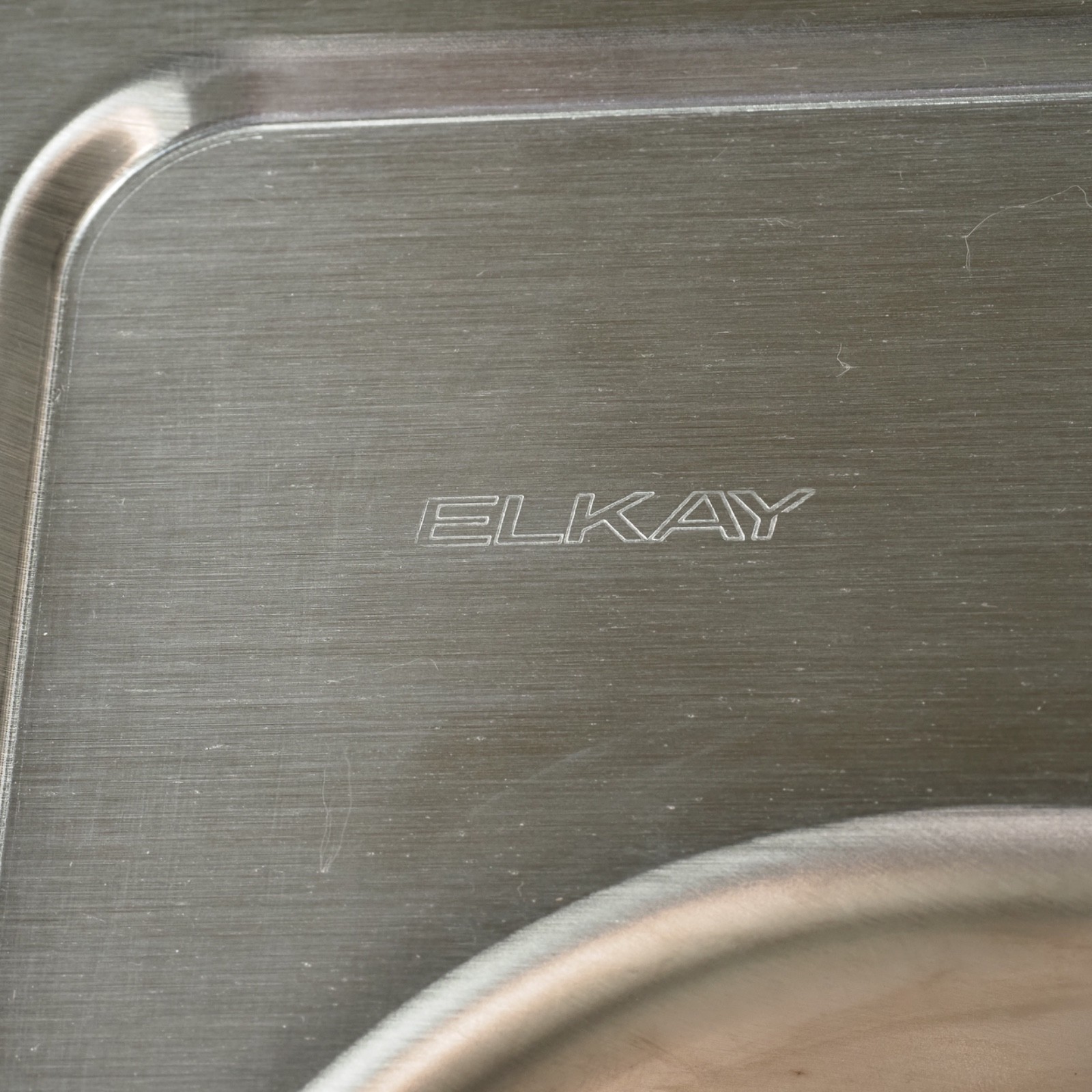 Elkay Dayton Stainless Steel 15″ x 15″ x 6″ Drop-in Bar Sink LWSB15156N 4351168