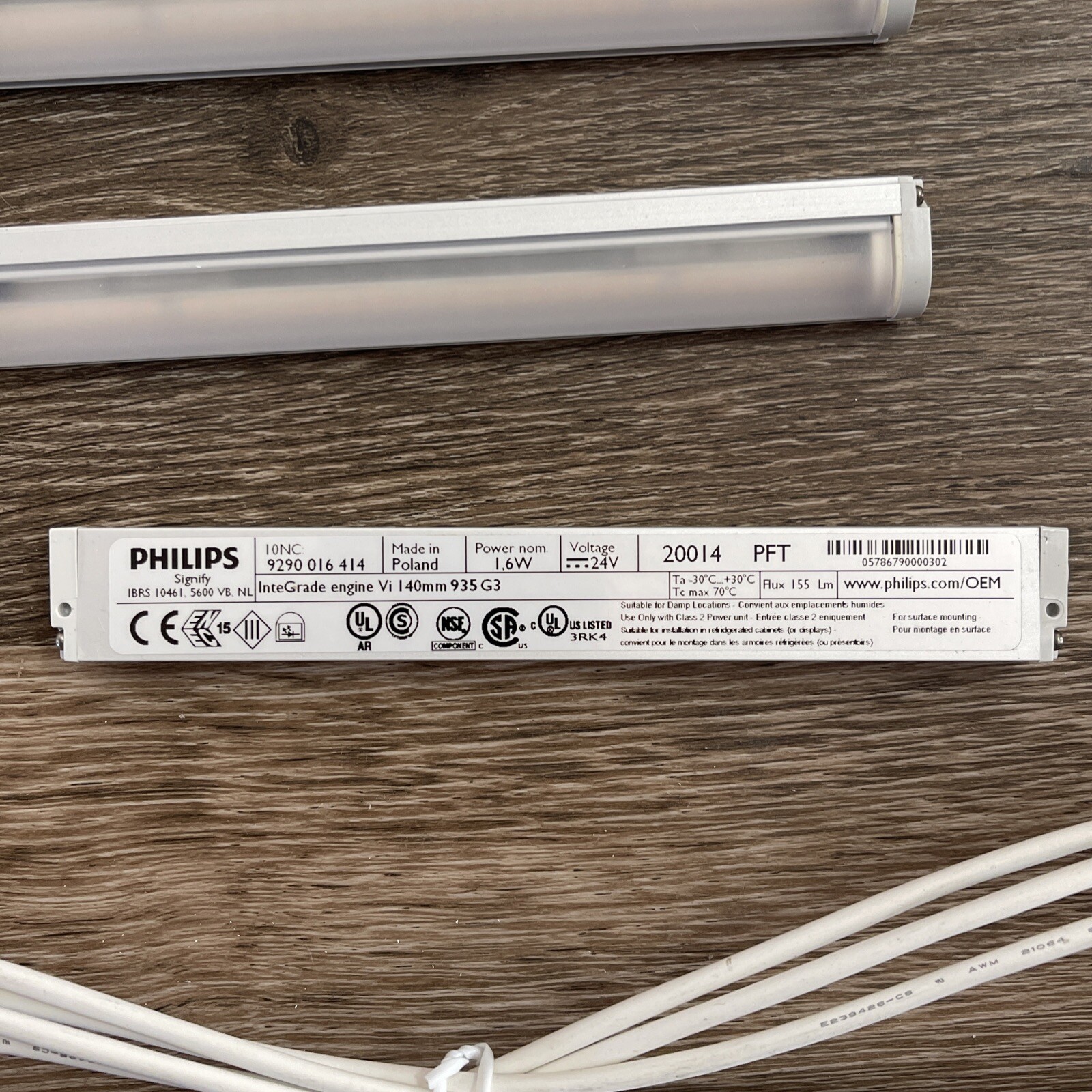 LOT of 4 Philips InteGrade Engine Vi Shelf Cabinet LED 140mm 6″ 935 G3 24V 1.6W
