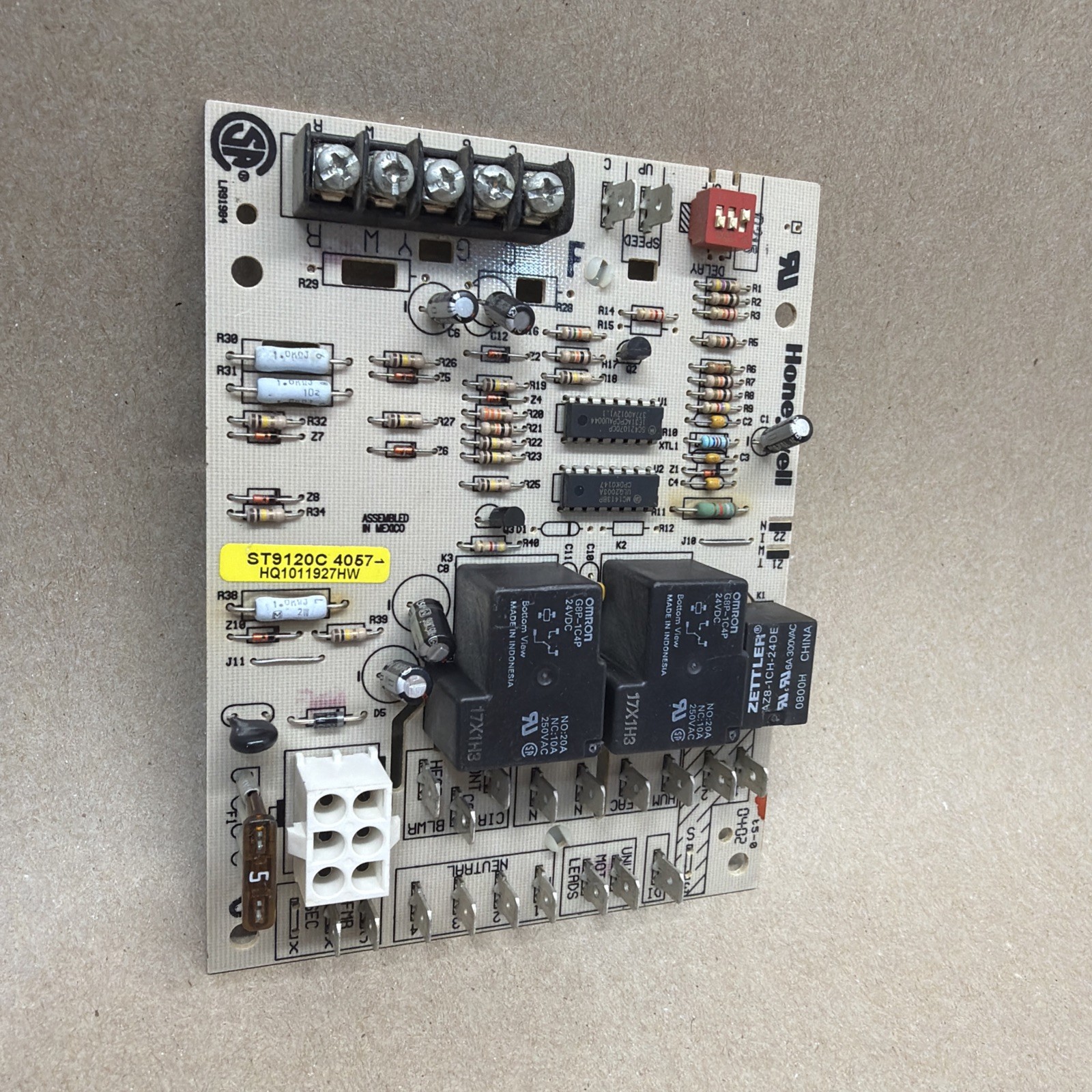 TESTED✅ Honeywell ST9120C4057 Furnace Control Circuit Board HQ1011927HW