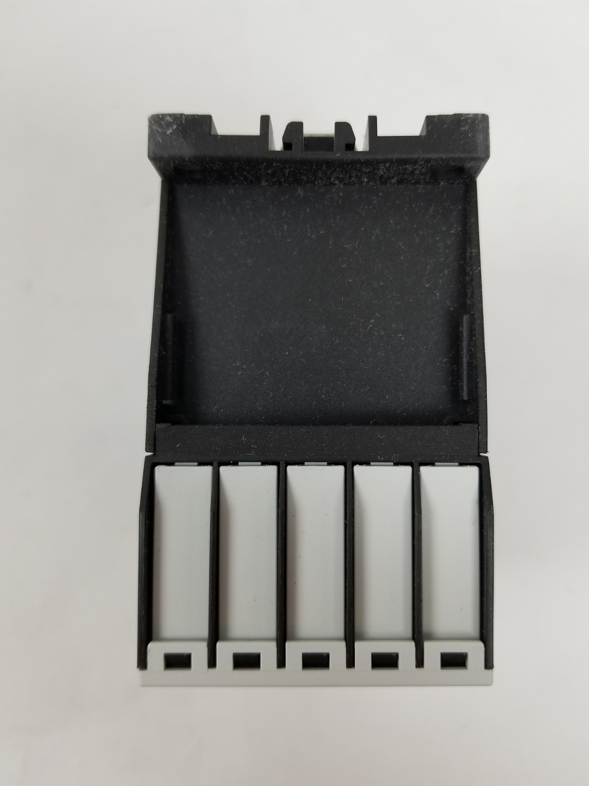 EATON DILM12-10-PI Contactor 24VDC 50/60Hz 3-Pole 12A NEW