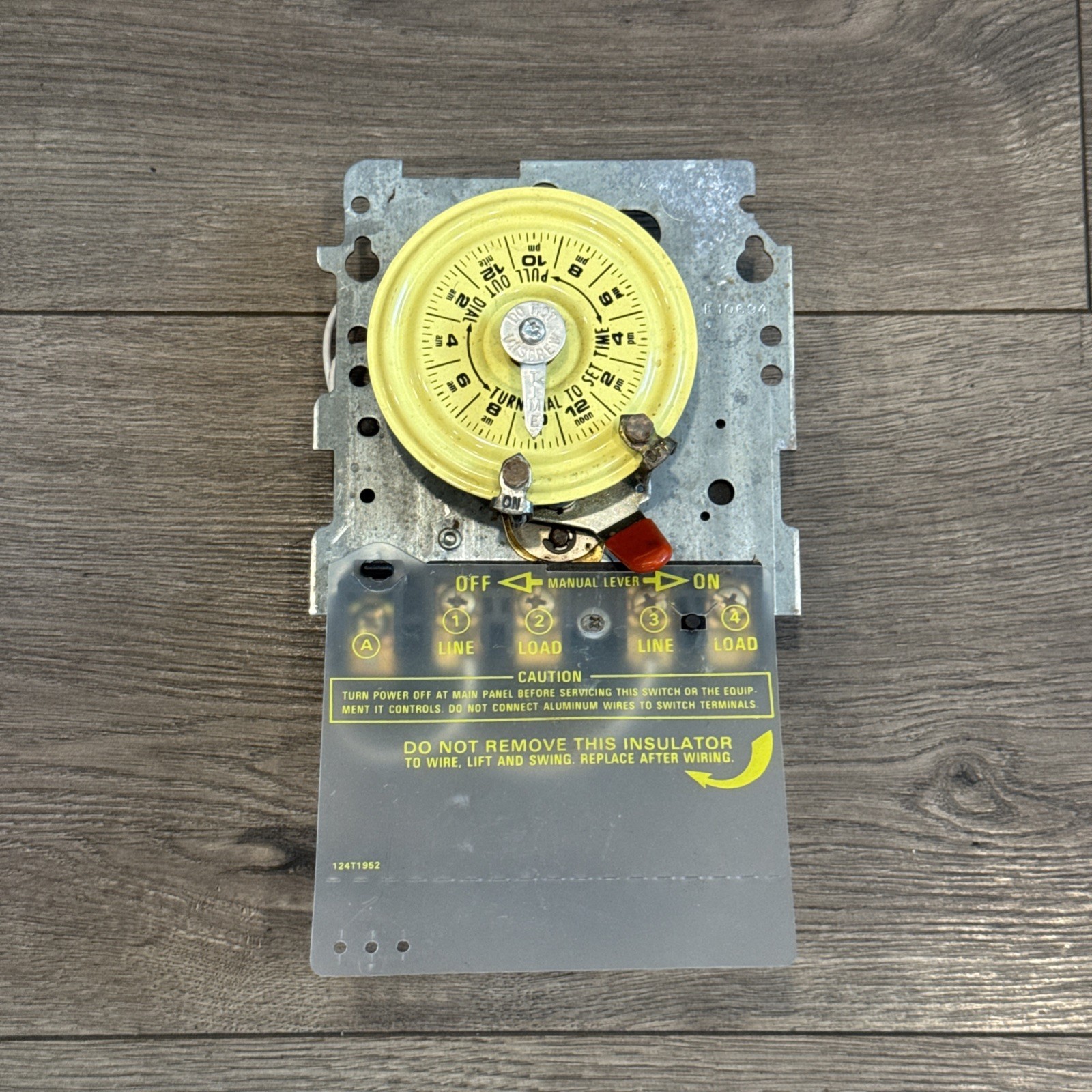 Intermatic Model E10694 Analog Mechanical Dial Timer Part with WG1573-5 motor