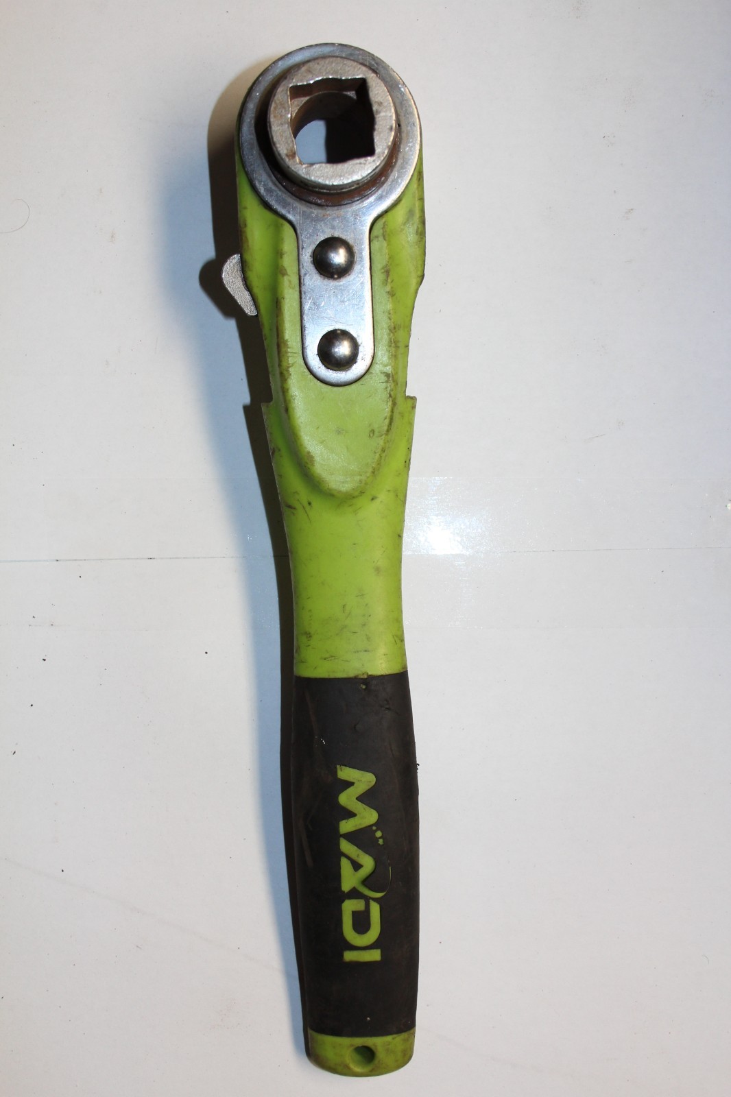Madi 5-in-1 Slotted Insulated Big Wrench BWS-3