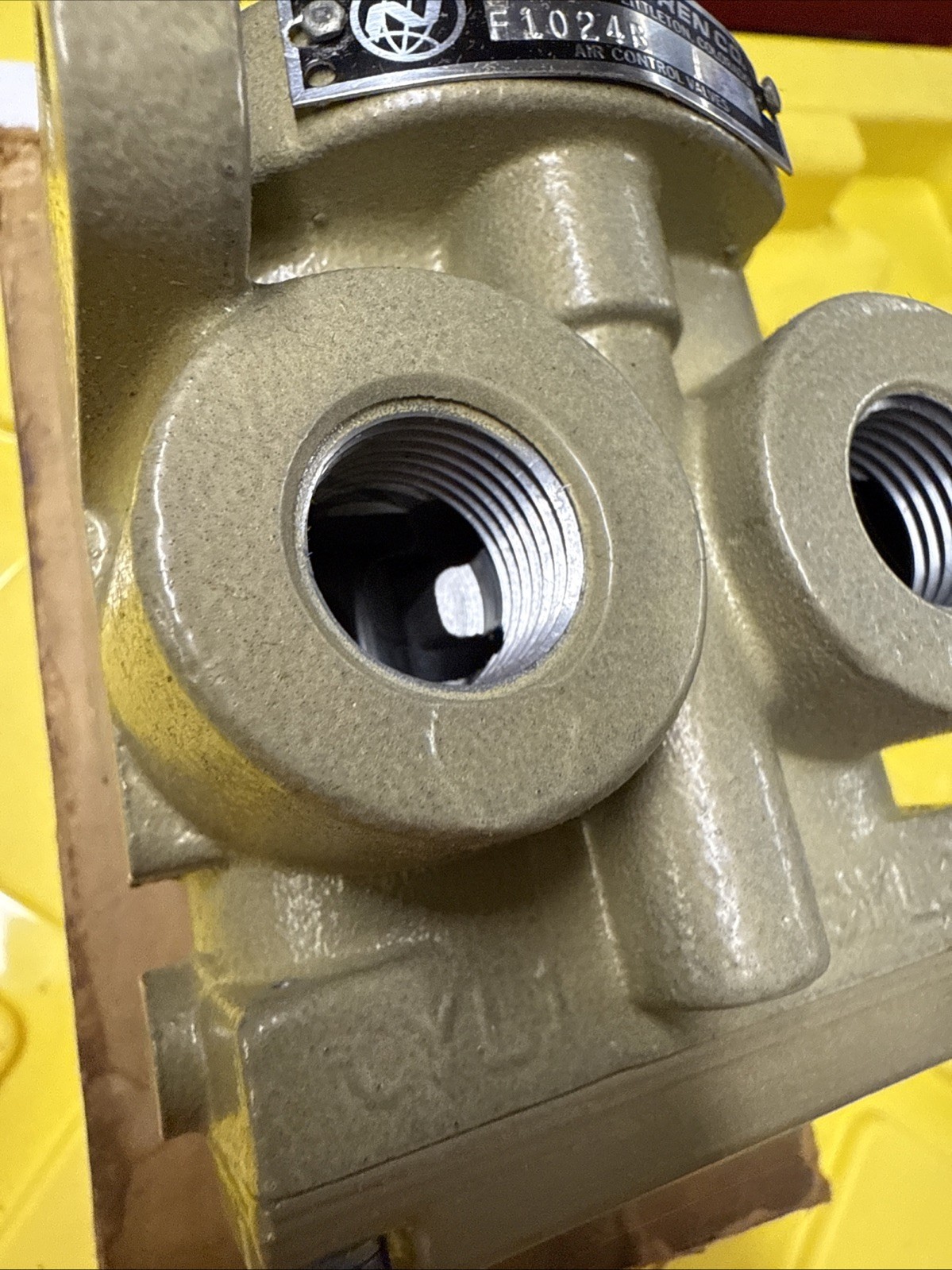 NORGREN F1024B (BRAND NEW) Reverse Valve USA Seller