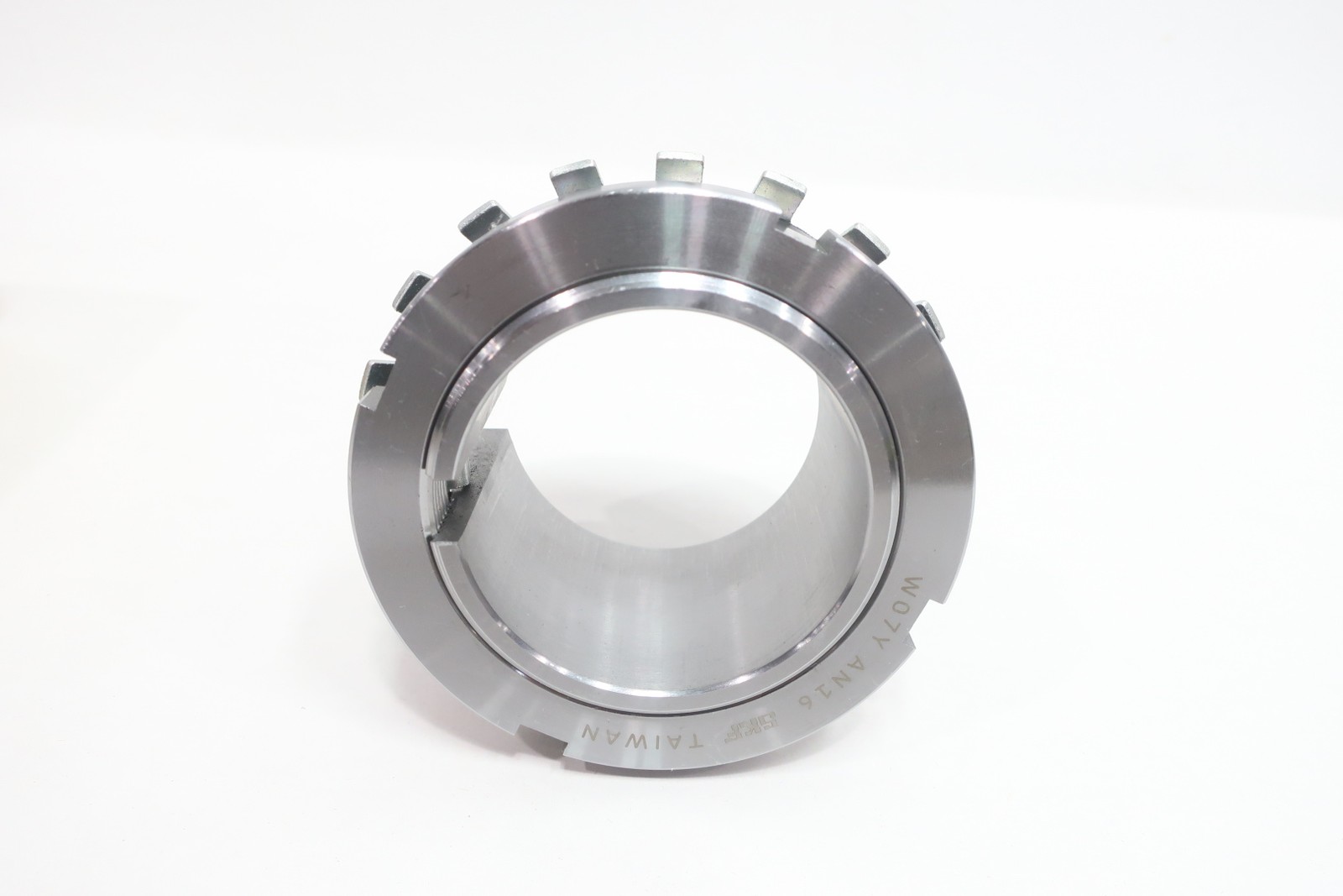 Skf SNW 16X2.11/16 Bearing Adapter Sleeve Assembly