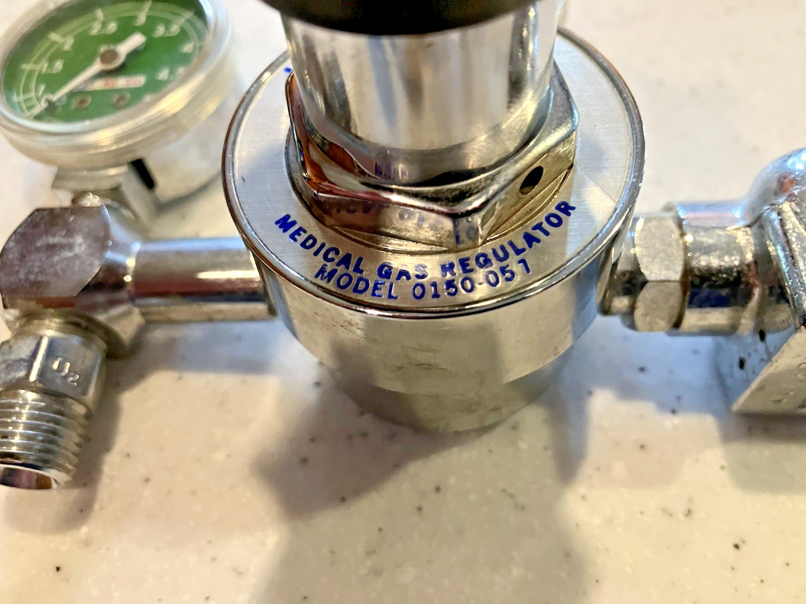 John Bunn Co. Gas Oxygen Regulator Valve Gauge Model 0150 051