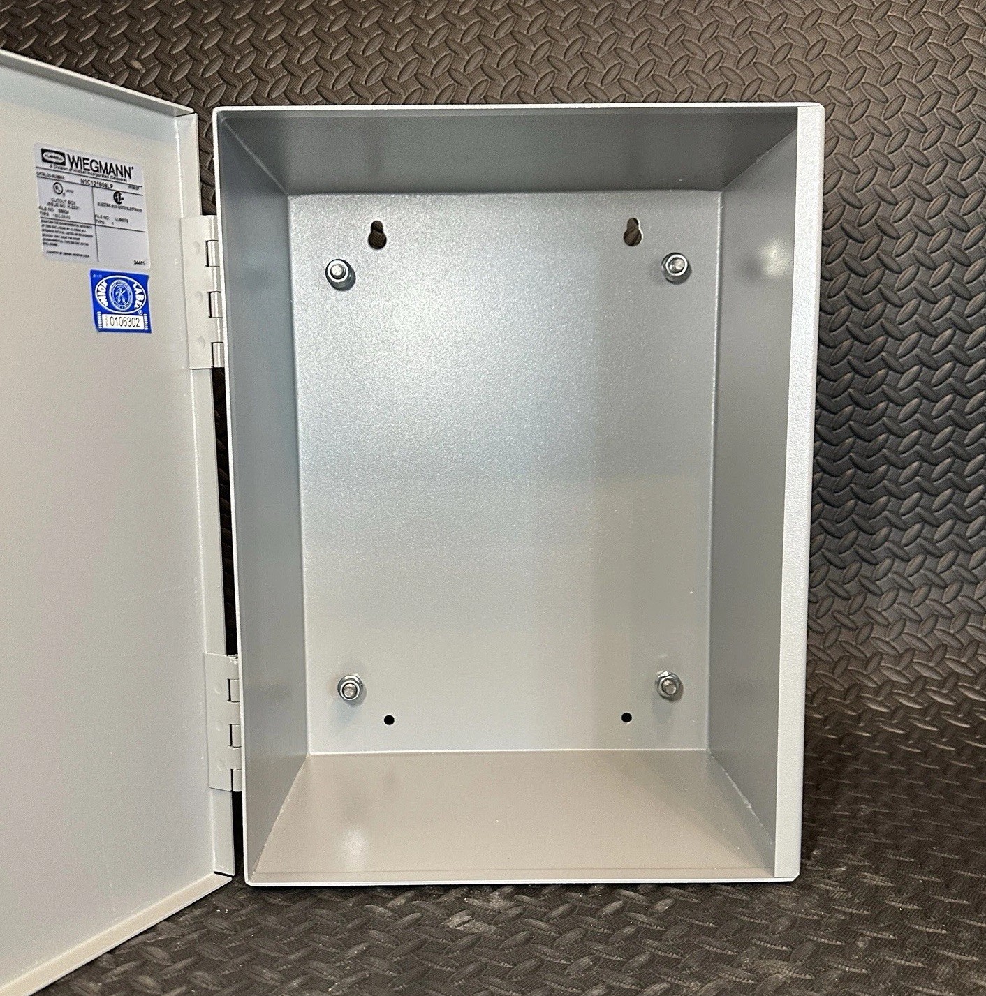 Hubbell-Wiegmann N1C121608LP Enclosure, 12x16x8 NEMA 1 New In Box