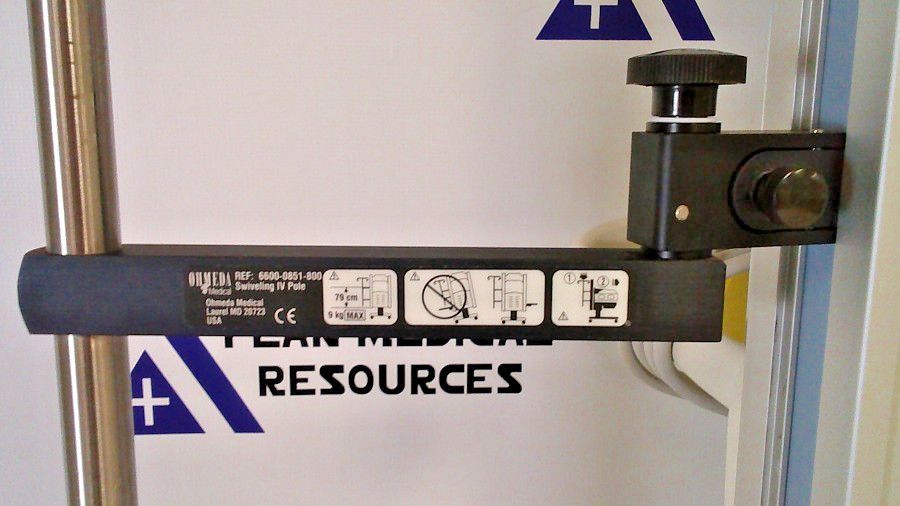 GE Healthcare Giraffe Panda Warmer Incubator Rotating IV Pole 6600-0851-800