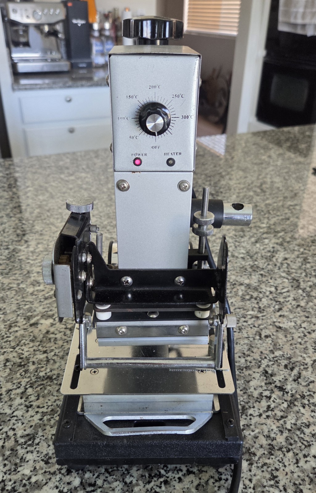 DDT-90AS Manual Hot Foil Stamping Machine-NO HANDLE AND ROLLER, Pre-Owned.