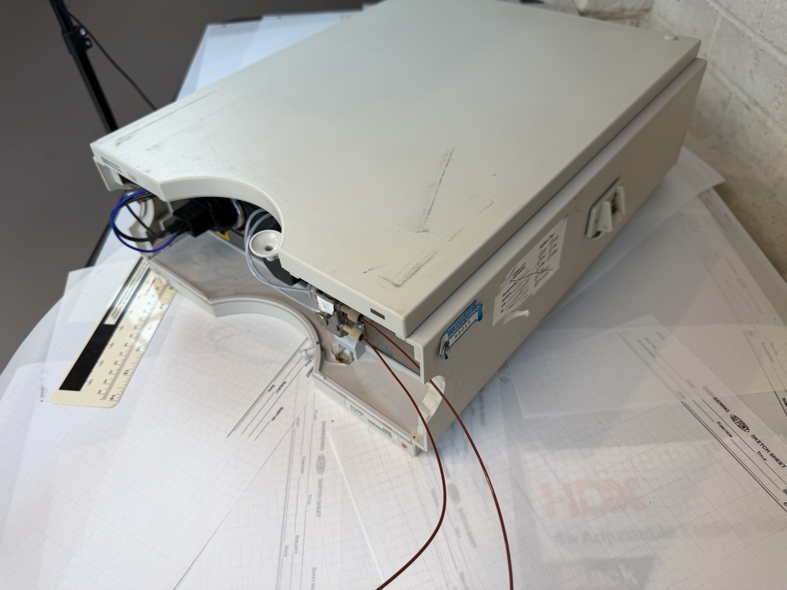 HP Agilent 1100 G1315A Diode Array Detector DAD S/N DE53500318 — Powers On