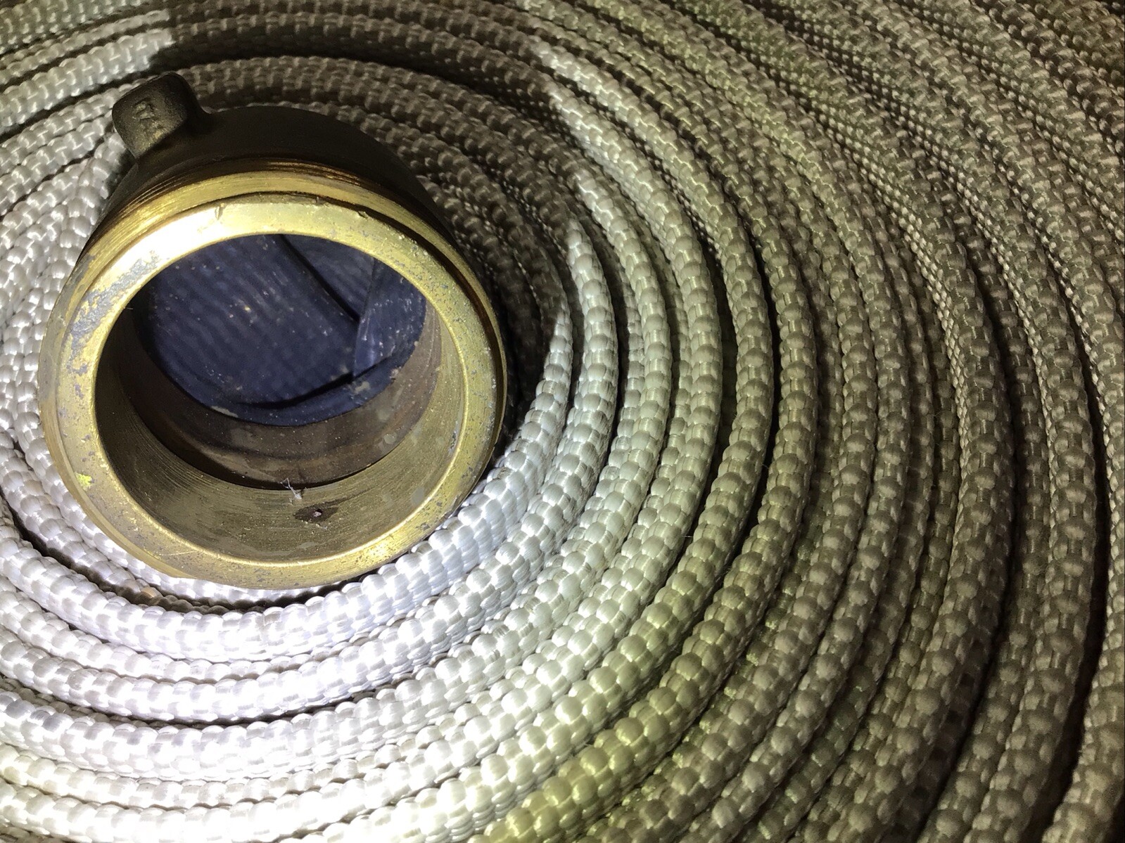 POLYFLEX 1-1/2″ X 75′ Single Jacket Fire Hose w/ 1-1/2″ NST Brass Couplings
