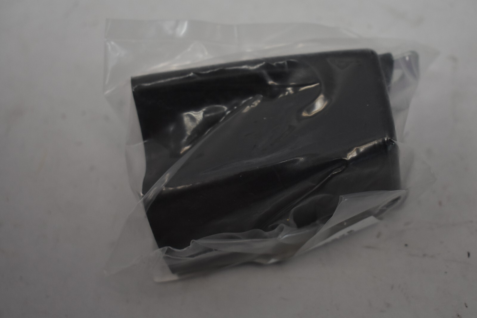 LS Tractor Automotive Replacement Part Unit Relay w Cover 70A TRG750 40330920