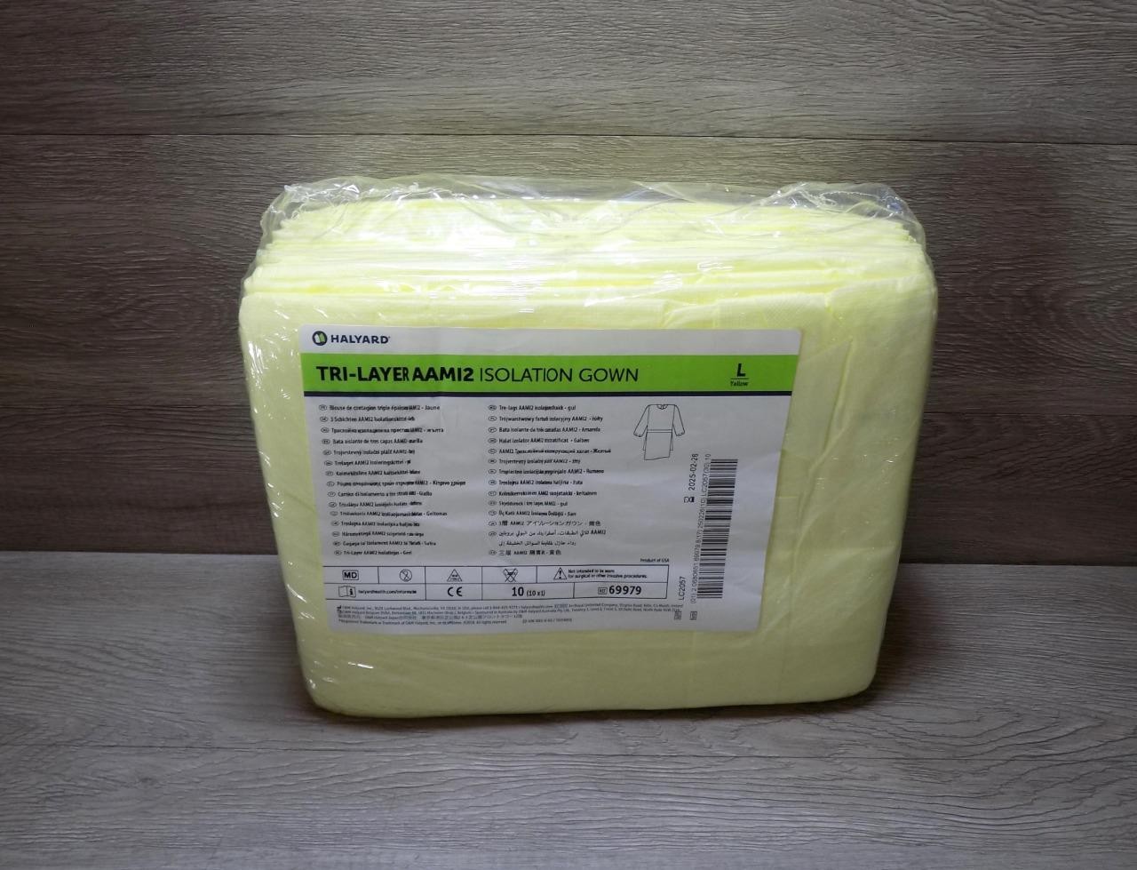 Halyard AAM12 6997 Large Tri-Layer Yellow Isolation Gown 10/Pack