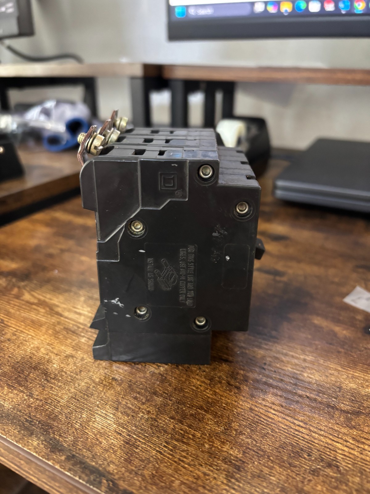 EHB34030 Square D Circuit Breaker 3 pole 30A