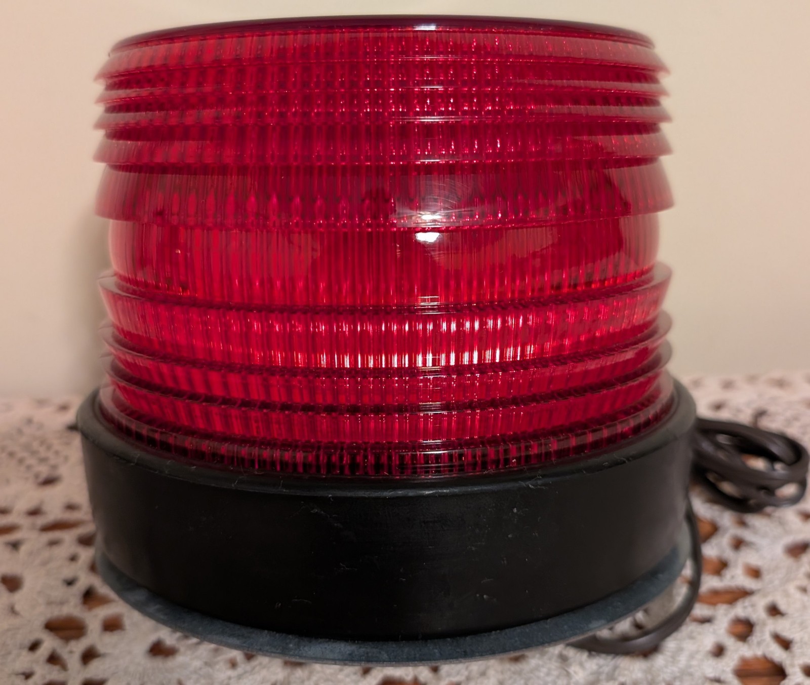 1992 North American Signal Co. Red Lens STROBE LIGHT # ST-500P 115 Volt Tested