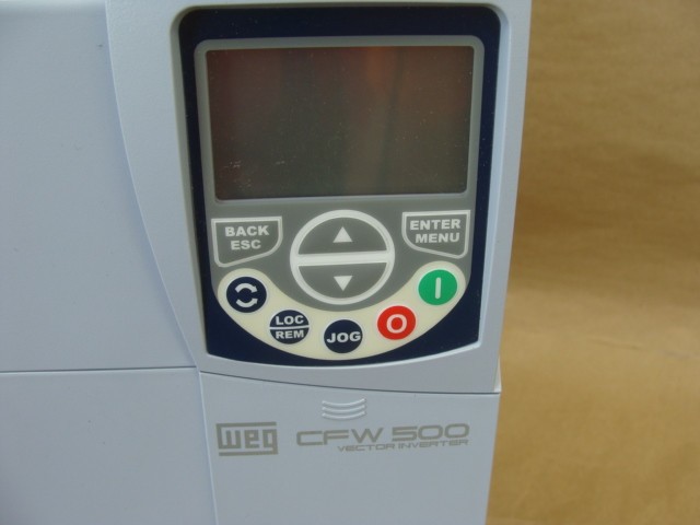 WEG AC VARIABLE FREQUENCY DRIVE CFW500D24P0T4DB20G2 15HP 380-480V 24A
