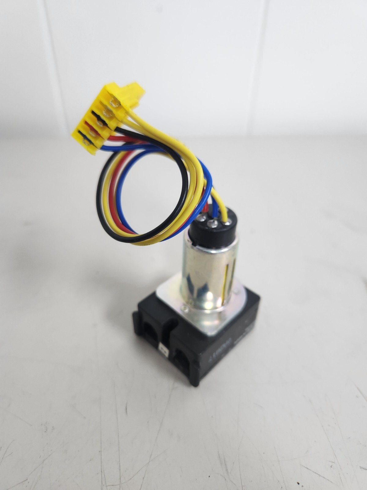 😎 GE RR9 LIGHTING RELAY W/ ISOLATED PILOT 24 VAC COIL 125/277 VAC 30 AMP