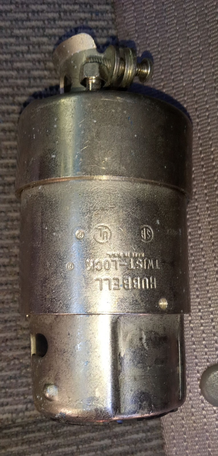 Hubbell 50 A 125/250 V AC 3-Pole Locking male Connector