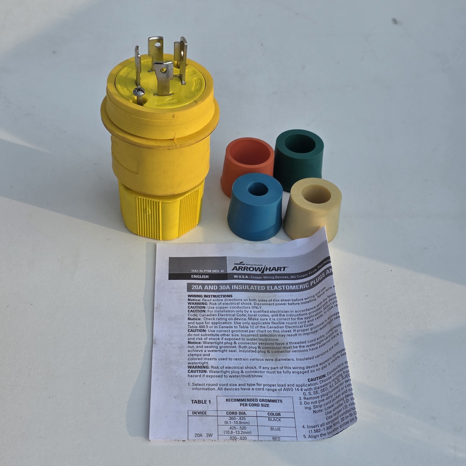Cooper Arrow Hart L5-30P 30A 125V Twist Lock Plug NEMA L5-30P Yellow New OB