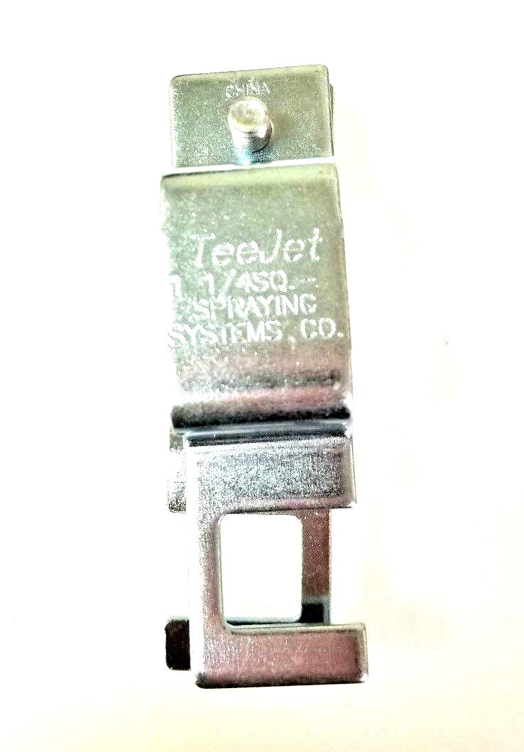 QJ111SQ-1-1/4 TeeJet 1-1/4″ Square Vari-Spacing Clamp