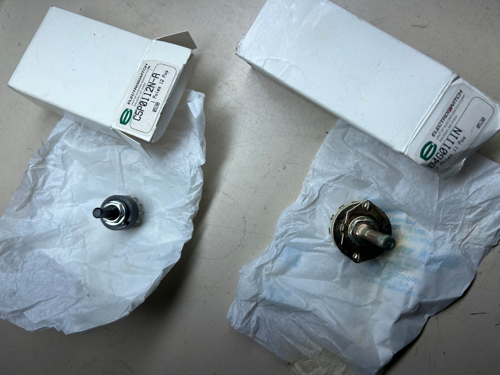 Lot of 2 Electroswitch D4G0111N & C5P0112N-A New!!!