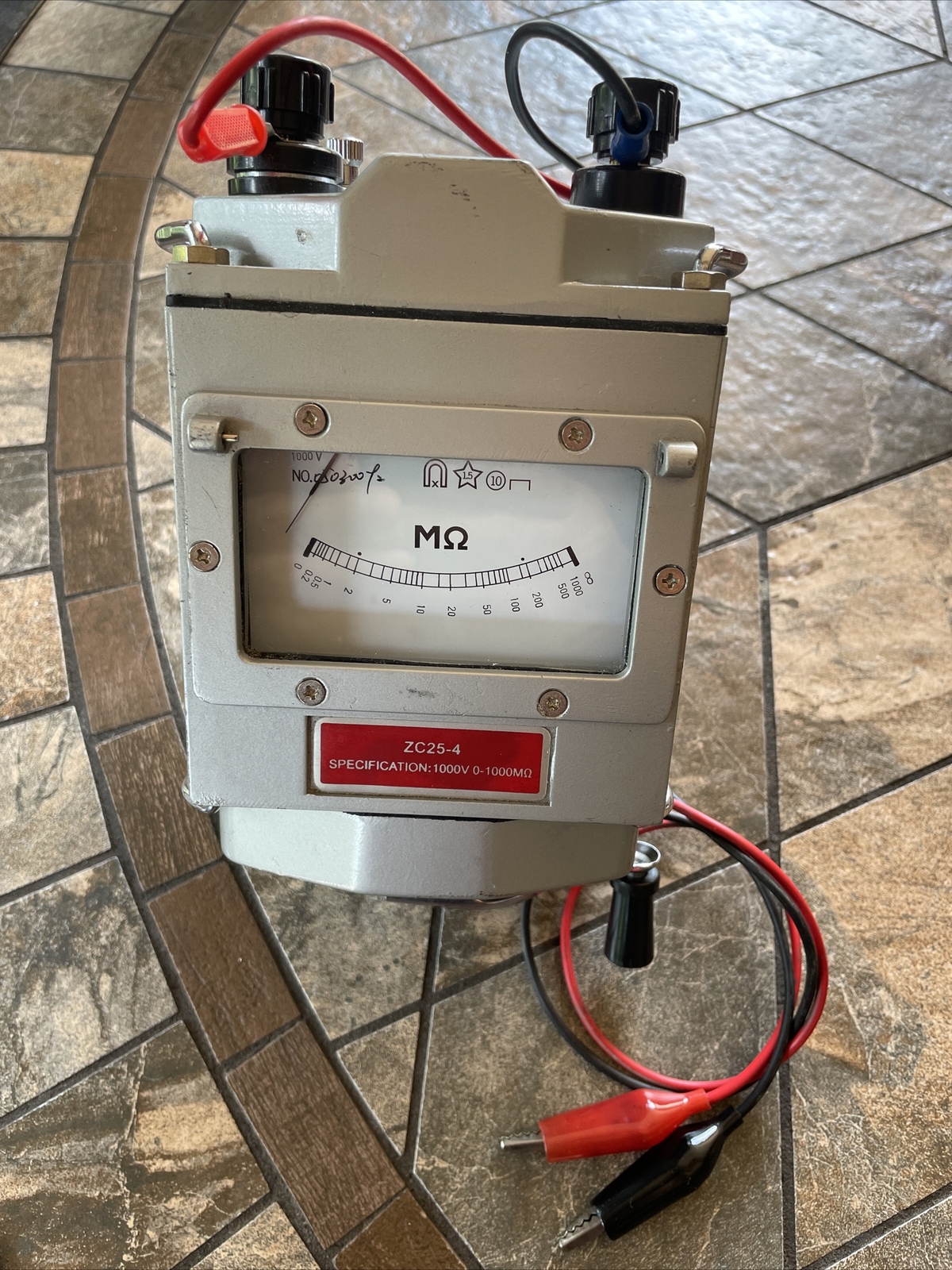 Meter ZC25-4 SPECIFICATION:1000V 0-1000