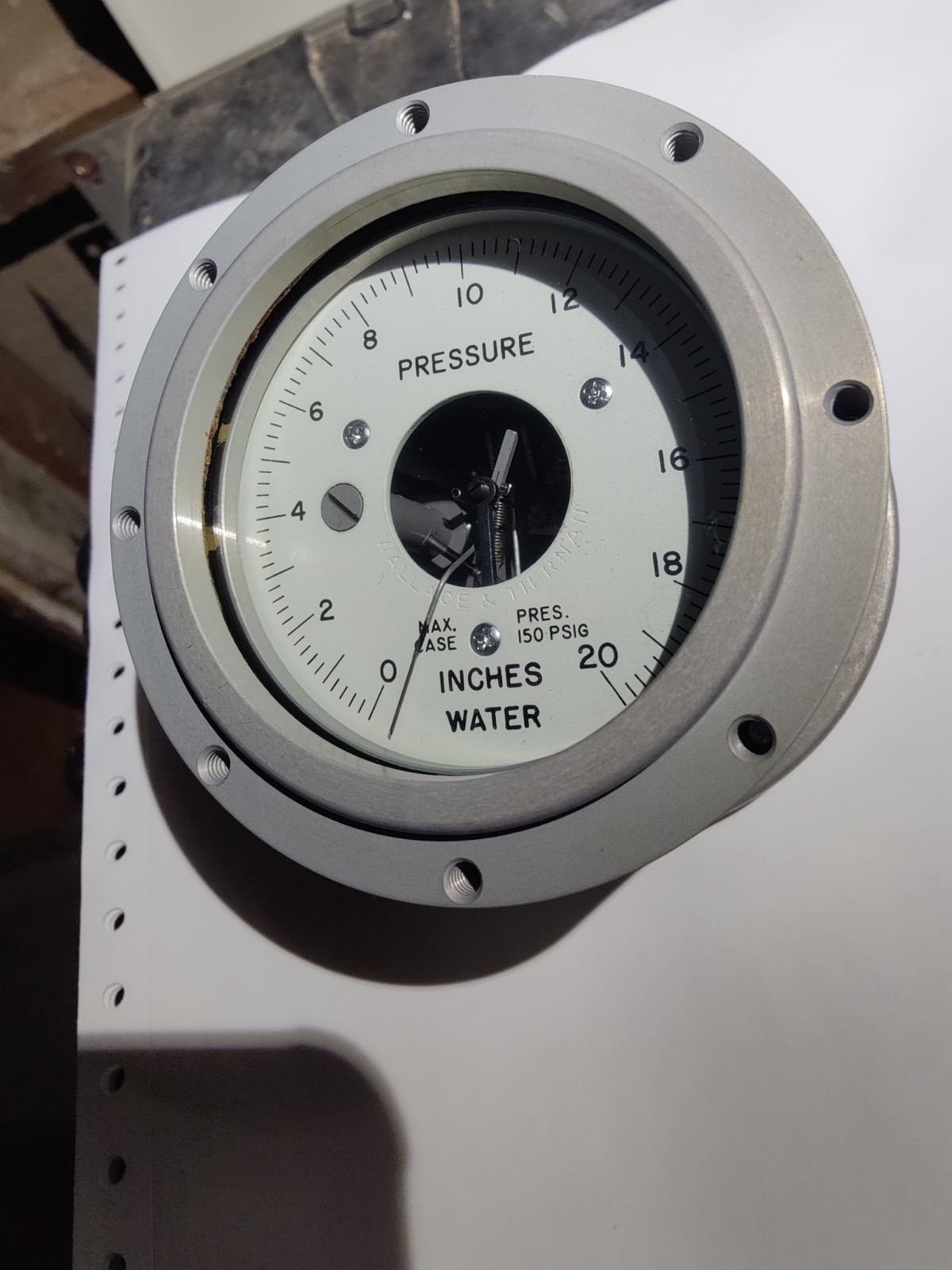 Wallace and Tiernan FA-141 Differential Gas Pressure Gauge