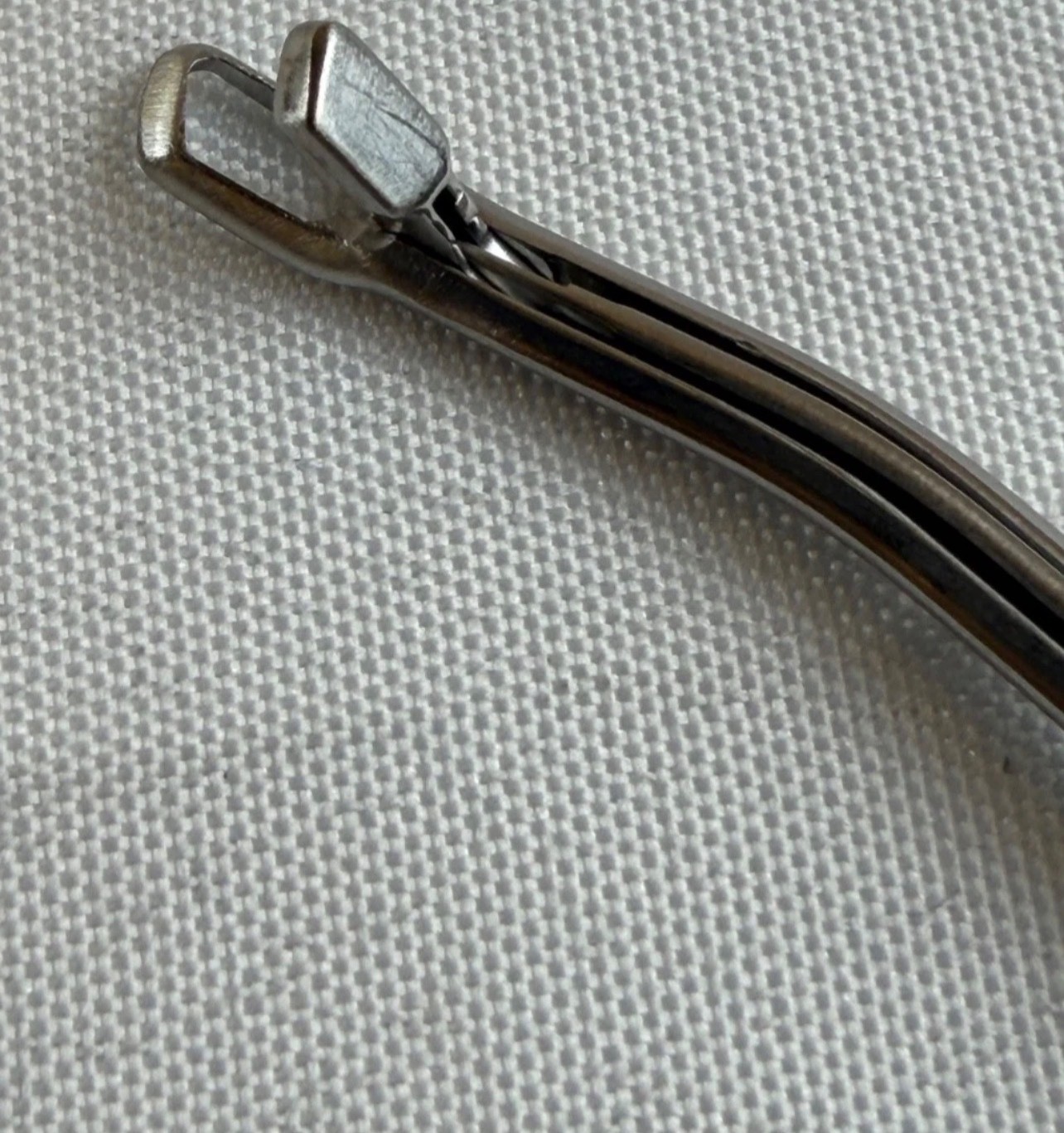 Acufex 012015 Curved Left Duckbill Upbiter Loop Handle Arthroscopy Punch