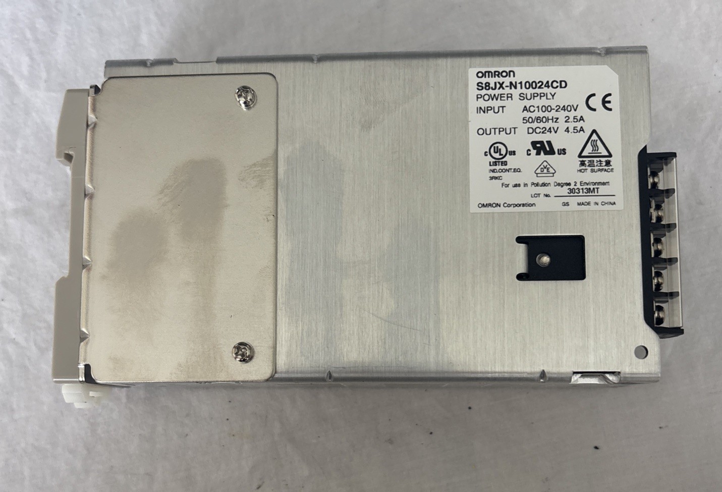 Omron S8JX-N10024CD Power Supply DC24V 4.5A AC100-240V 50/60Hz 2.5A Free Ship