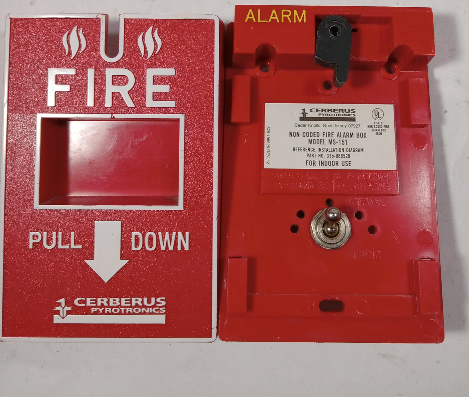 1 USED CERBERUS PYROTRONICS MS-151 FIRE ALARM PULL STATION***MAKE OFFER***