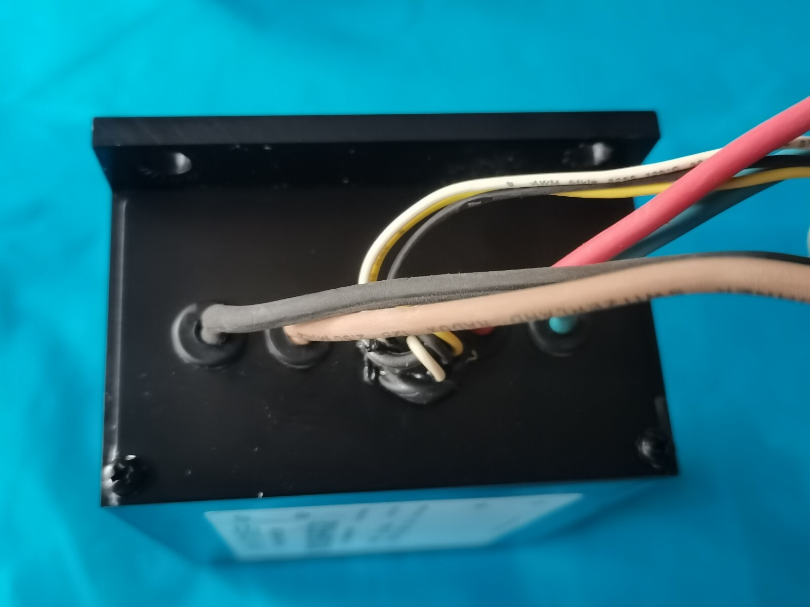 MTM POWER PMD250 110S25.6W-P-MPG-CA26 ID:900496-02501 OUTPUT:25.6V 9A MODULE