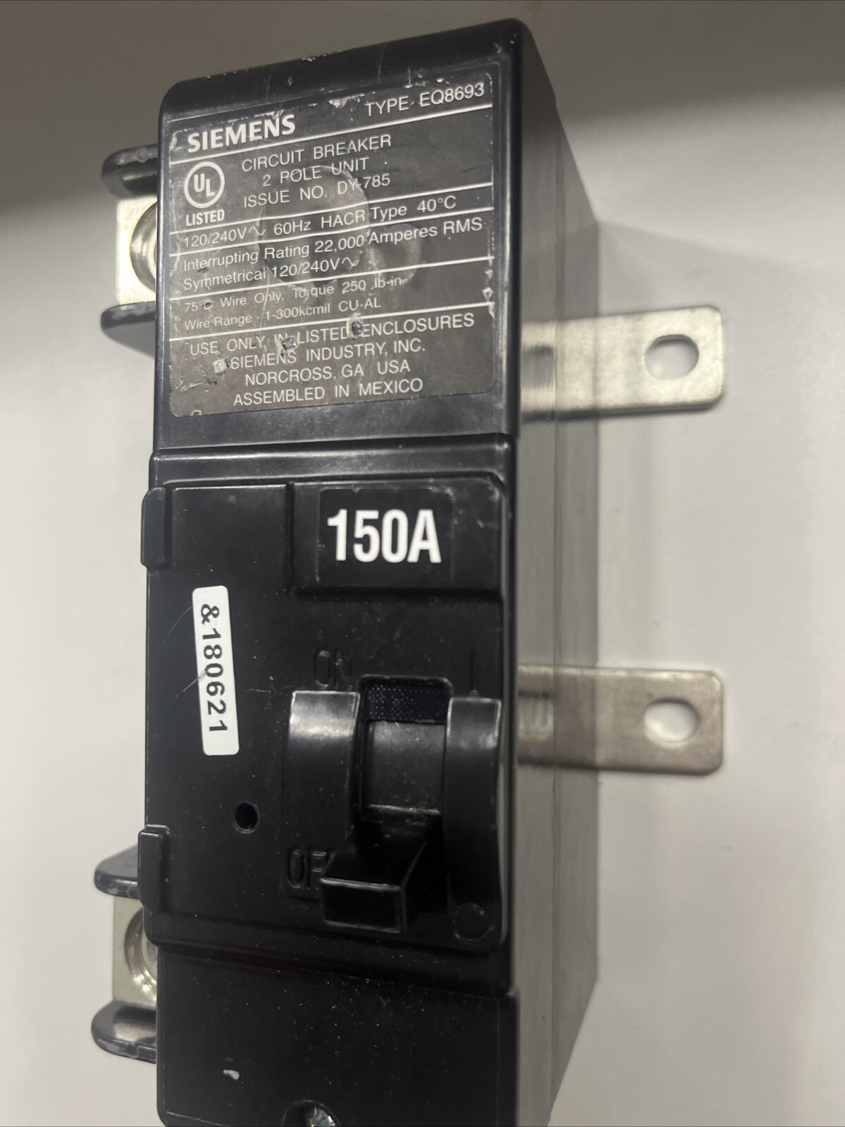 Siemens Double-Pole Main Breaker Conversion Kit 150 Amp 120V/240V 22 kA Bolt-On