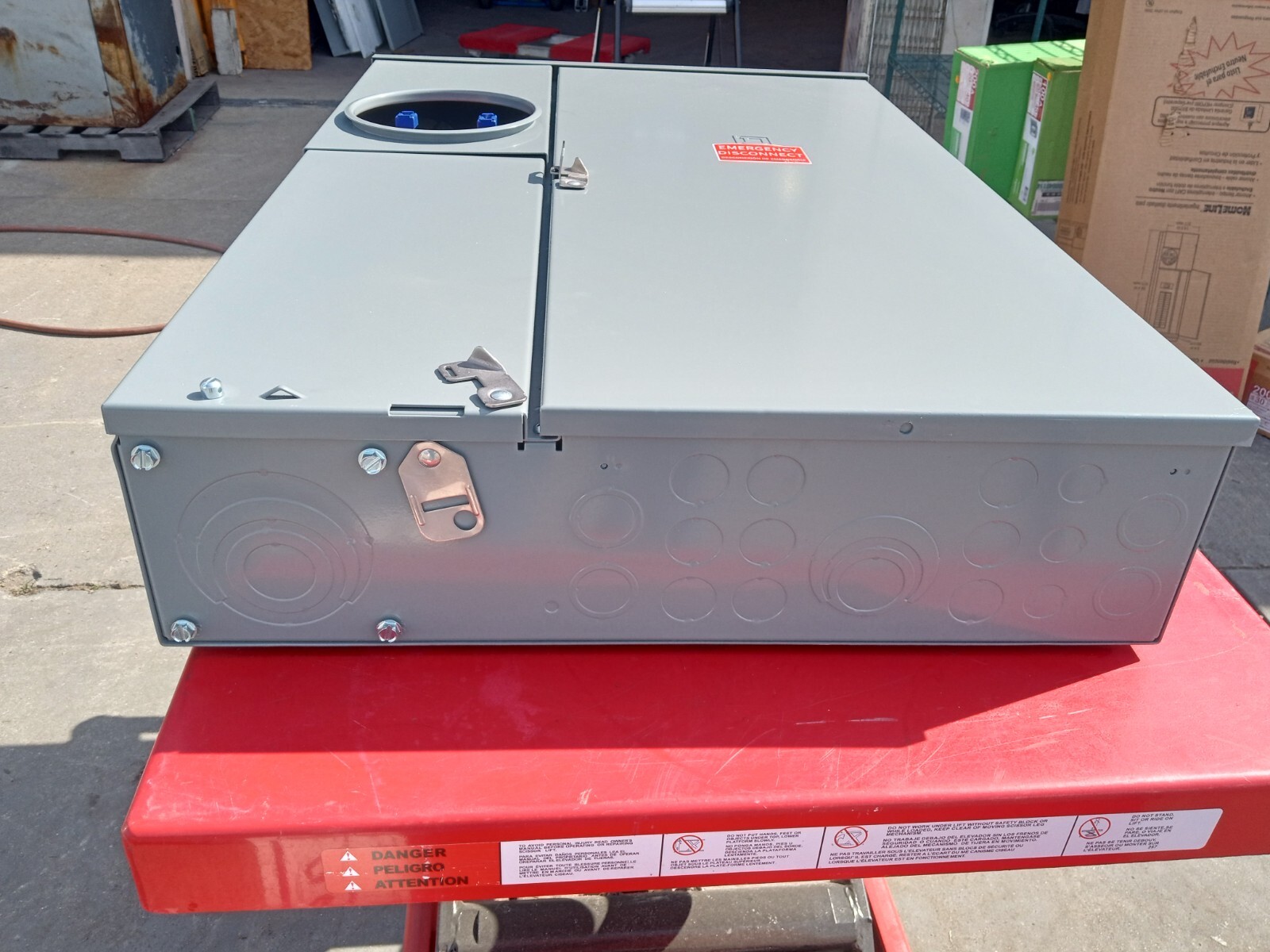 Square D SC3042M200PS N3R Combo Service Entrance, 225A, 120/240V 1Ph 3W