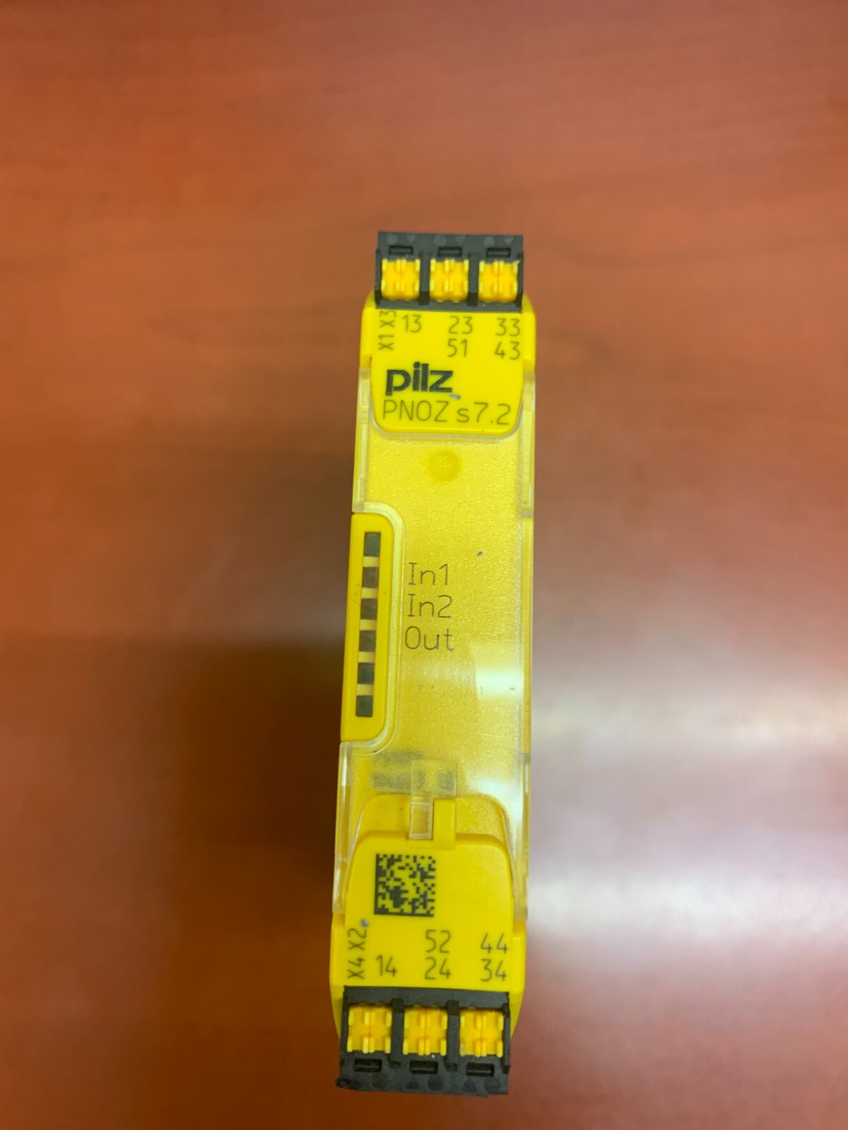 PILZ PNOZ s7.2 751177 In Excellent Condition
