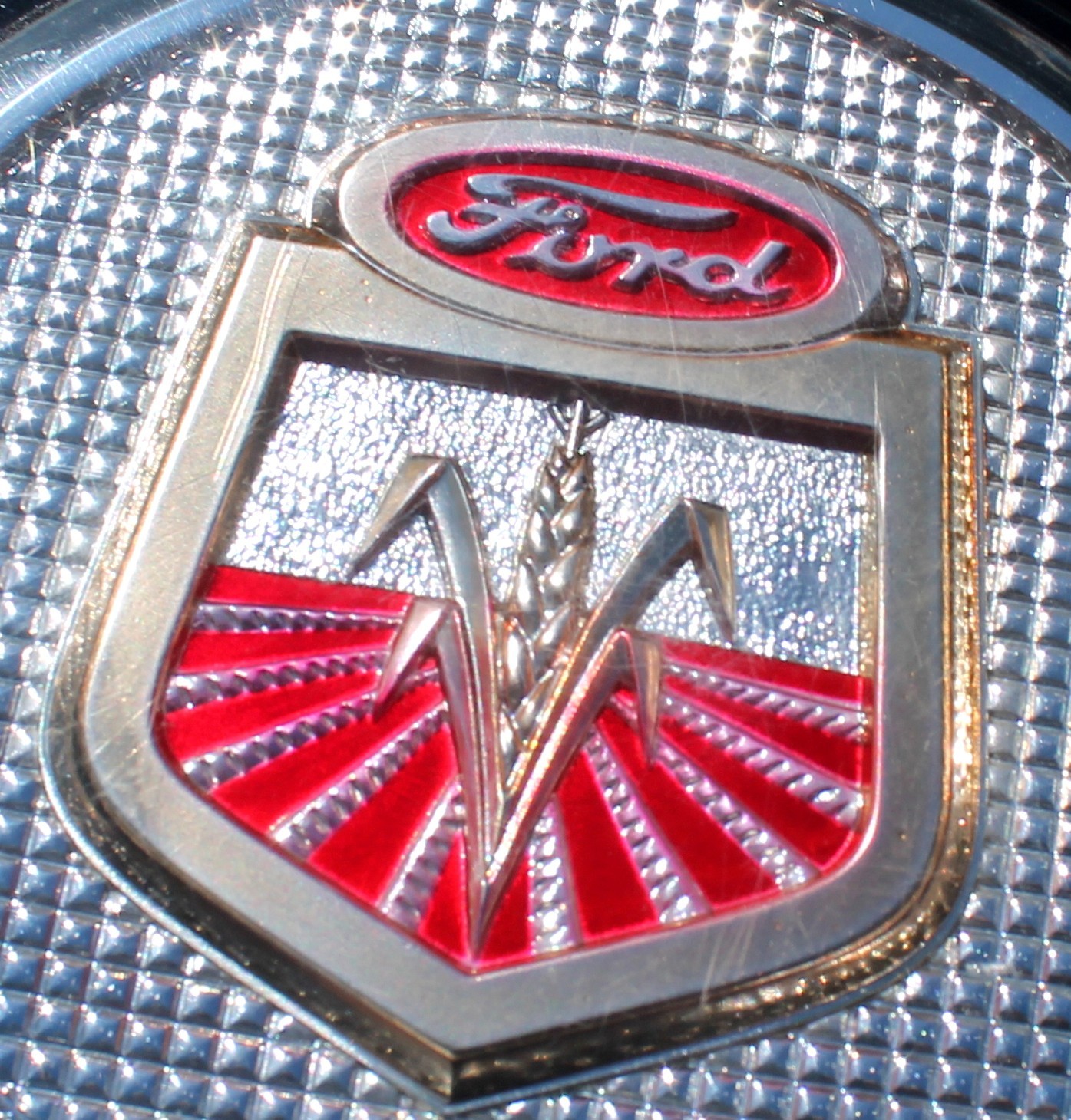 OEM Ford 501 600 601 630 631 640 700 701 2000 4000 4110 Tractor Series Emblem