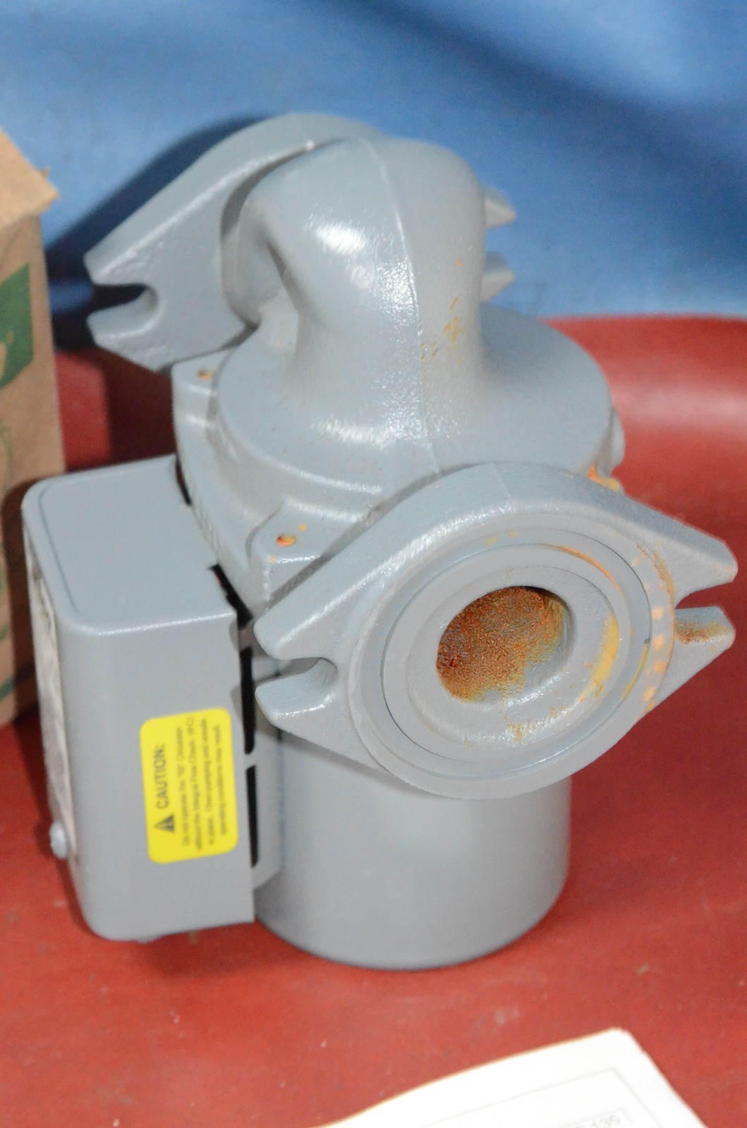 TACO 007-F5-IFC Cast Iron Circulator Pump 1/25 HP Flow Check & 110-419 Flanges