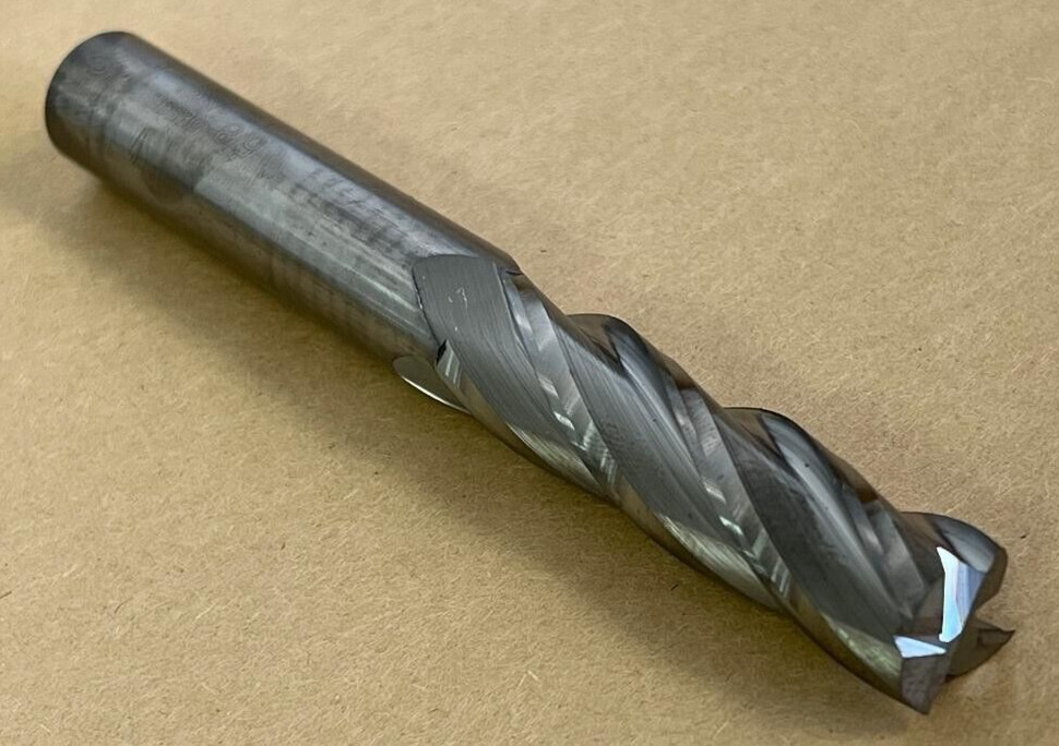 YG1 08595 4F 5/8 5/8X5/8X2-1/4X5″ LONG 4 FLUTE CARBIDE END MILL KOREA