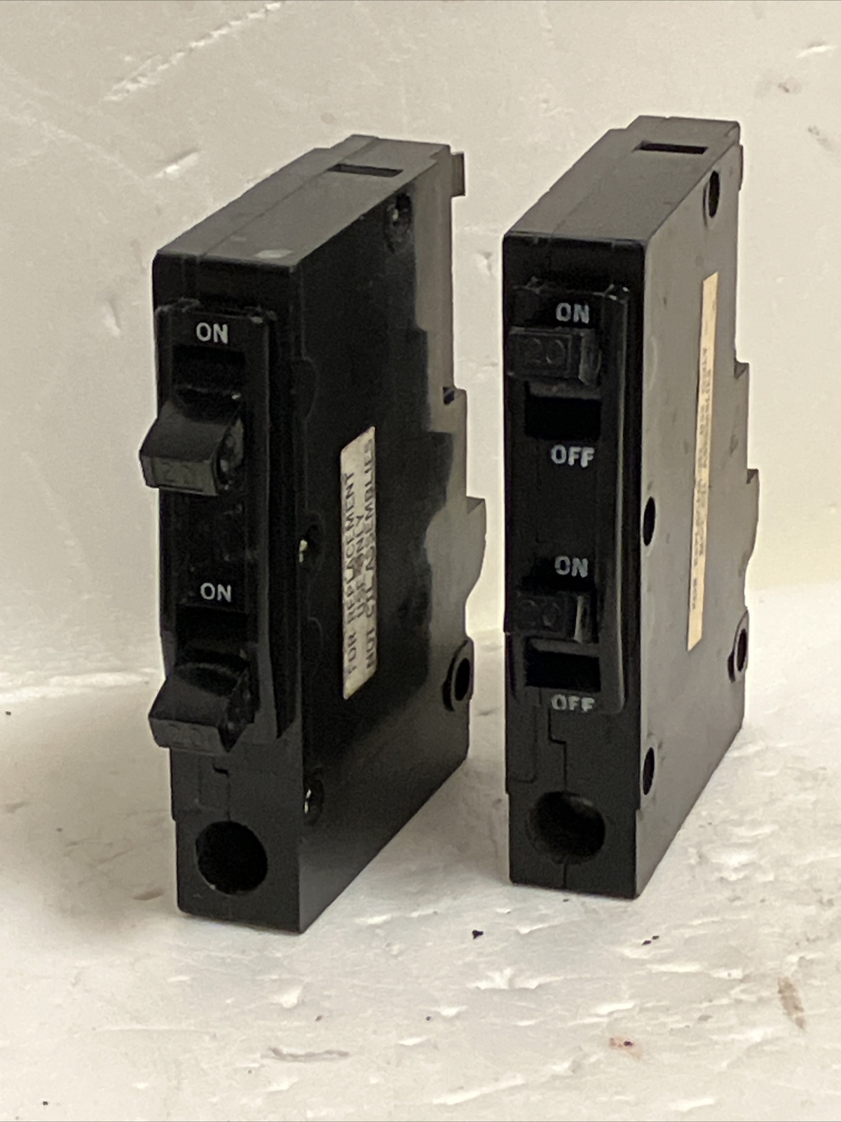 Square D QOT2020 20 Amp 1 Pole Piggyback Tandem CLIP QO2020 clamp connect