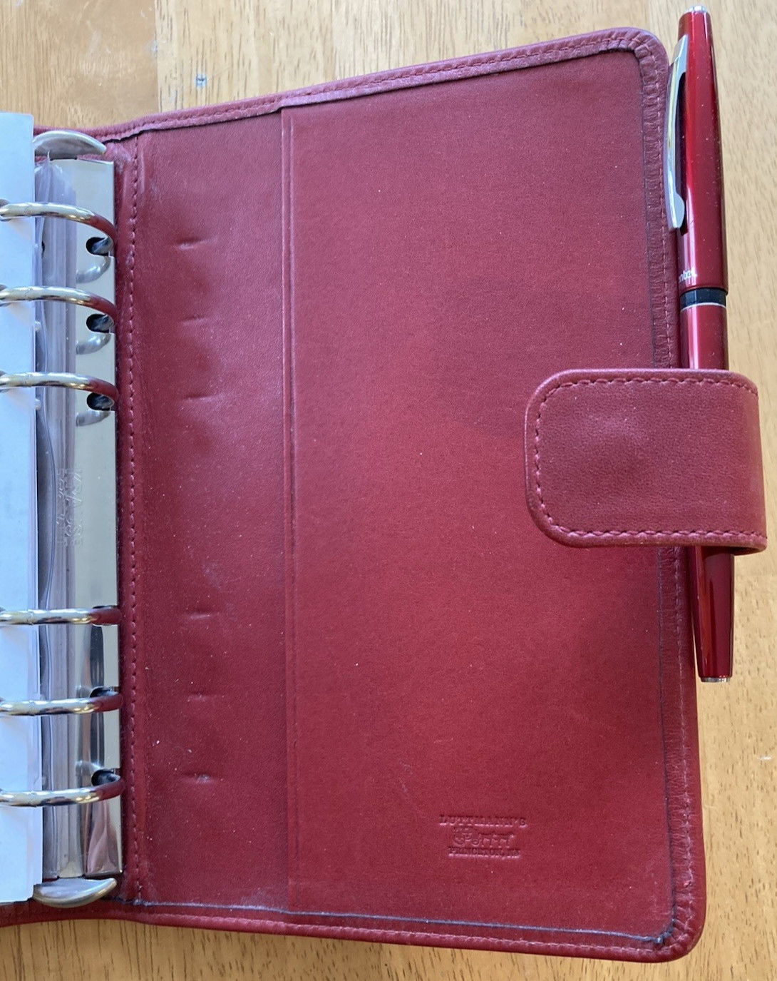 Vintage Filofax Leather Organizer Red USA 1996 from Luttmann’s Luggage 6-ring