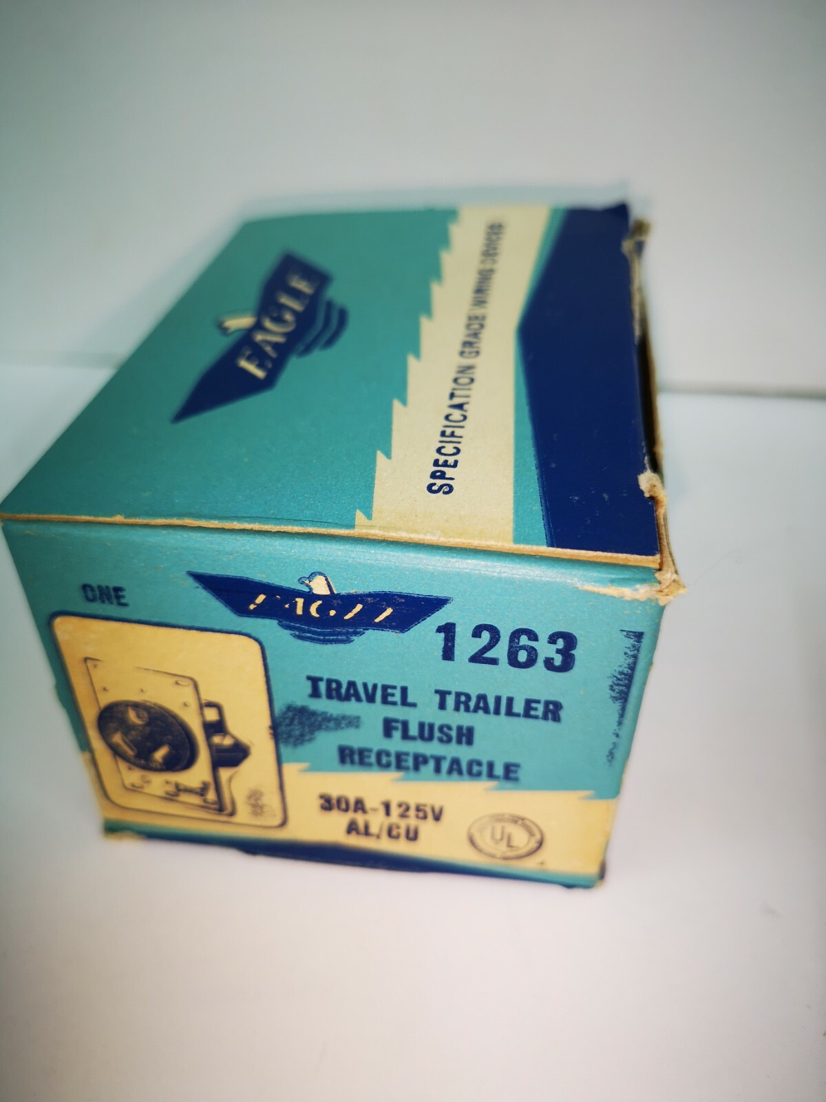 30A 2P 3W 125V Heavy Duty RV Travel Trailer Receptacle 1263 TT-30R EAGLE 1263E