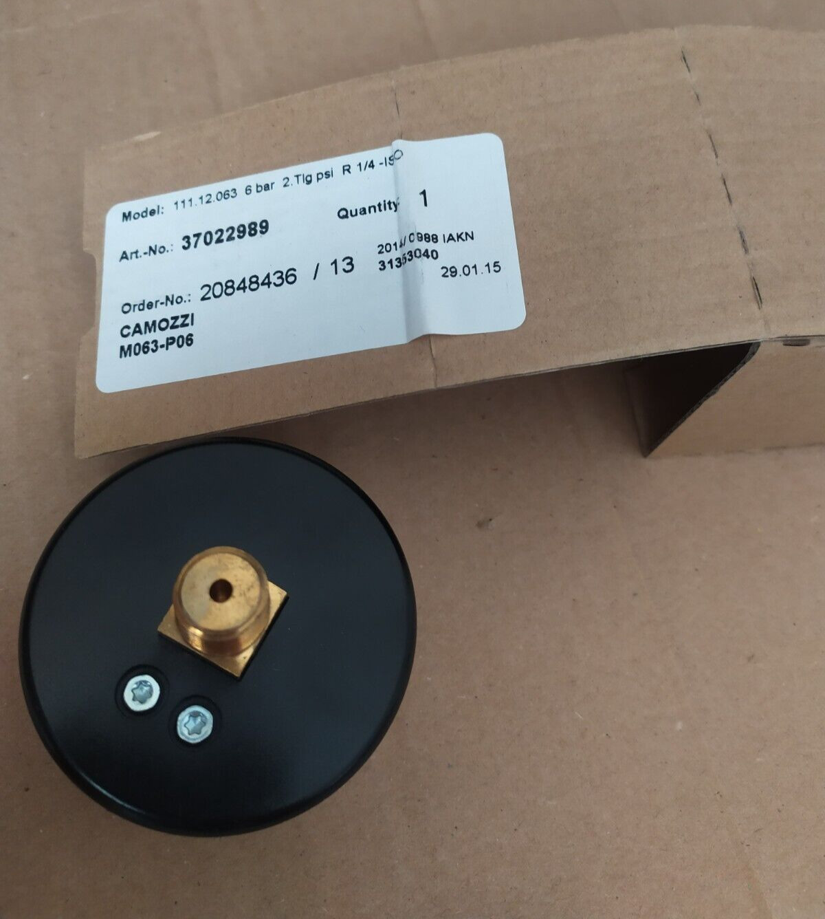 Camozzi pressure gauge M063-P06. 0-85 psi. 0-6 bar. Free shipping