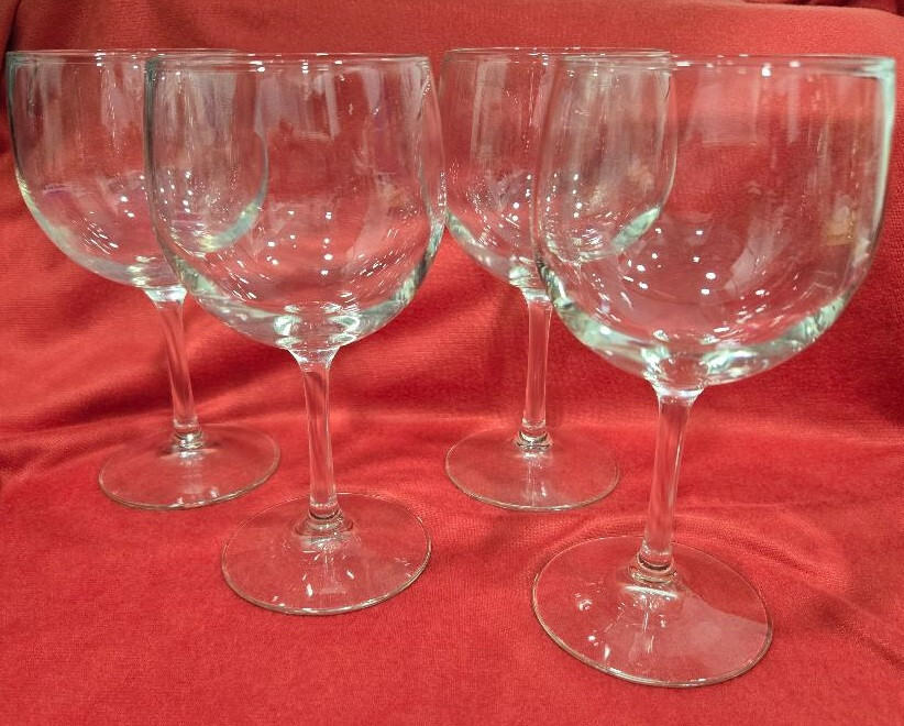 8 1/2 oz Wine Glass *Restaurant Grade Classy W/Thin Stem Style *Set of 4 Glasses