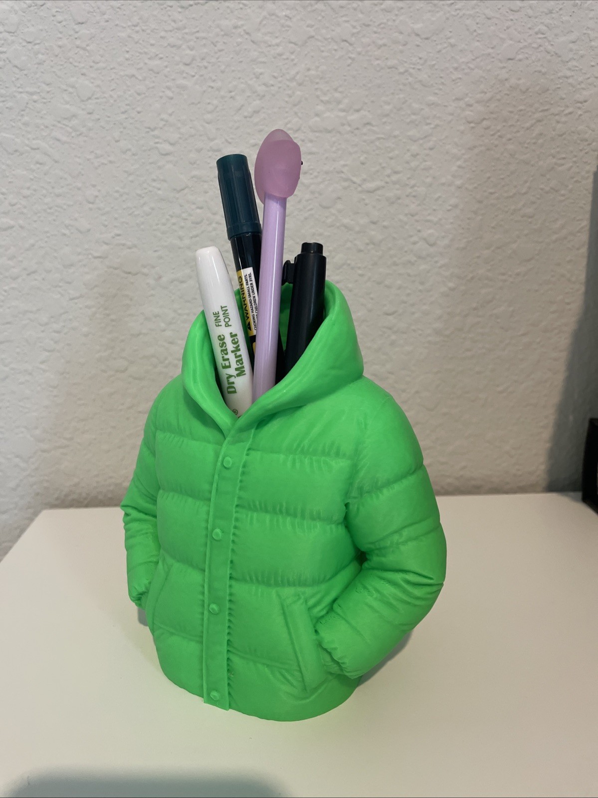 Pen stand, comb, pencil stand, brush stand, green, jacket