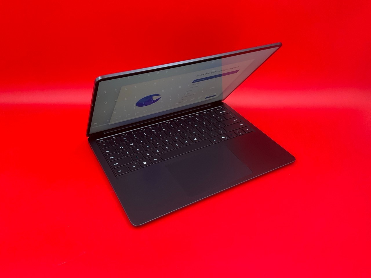 Microsoft Surface Laptop 7 Ultra 1TB 13.8″ Windows 11 Pro Touchscreen EP2-33223