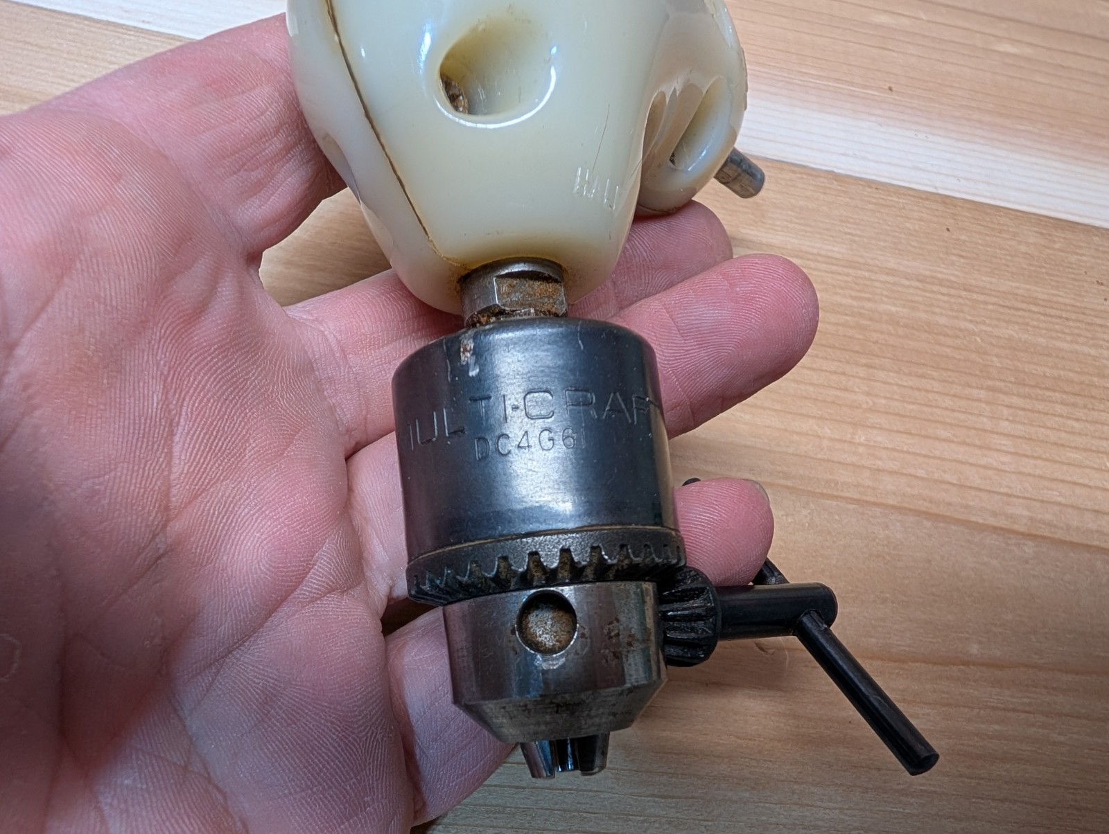 Jacobs Multicraft Drill Chuck DC4G61 w/ Key 3/8 – 24 W/ Right Angle Drill Attach