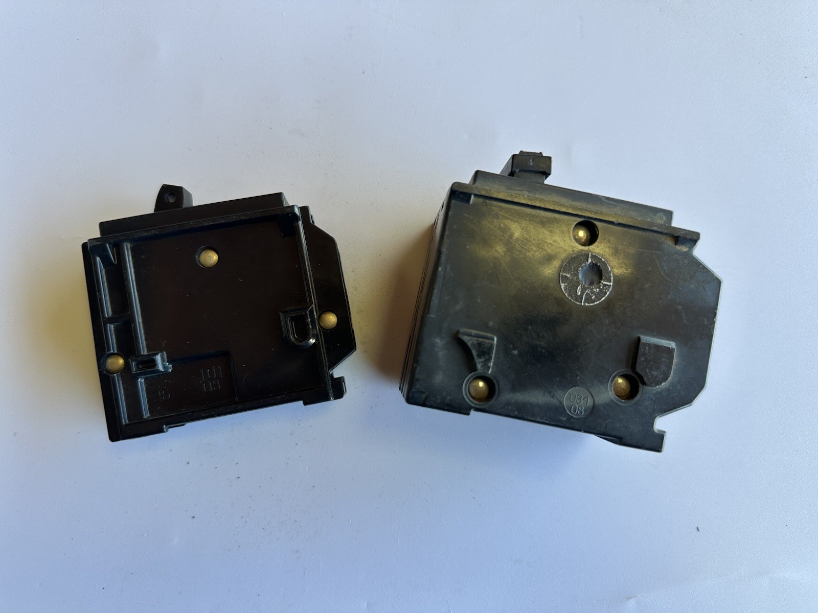 LOT OF 2* Square D HOM250 Circuit Breaker 50 Amp 2-Pole & 1-Pole 20 Amp