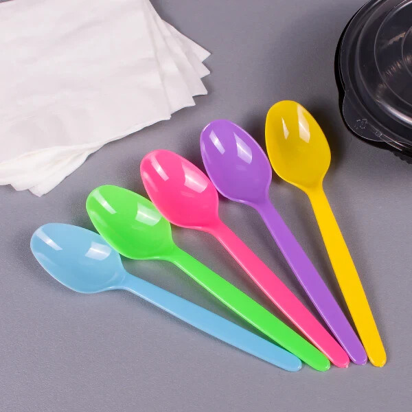 Karat PS Plastic Heavy Weight Tea Spoons – Rainbow – 1,000 ct, U2100 (Rainbow)