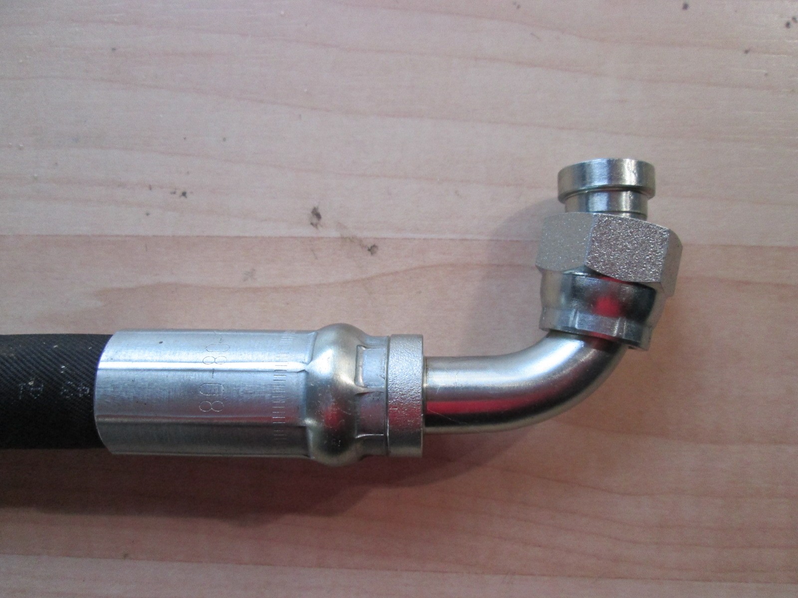 1/2″ Hydraulic Hose 29″ Long 4000psi with JIC 37 deg. Female Swivel Fittings