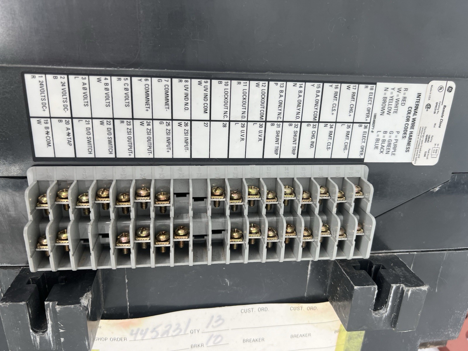 GE SHF20D220 Hi-Break Circuit Breaker, 2000A, 600V, 3P, 3Ø w/ SPUV120AC